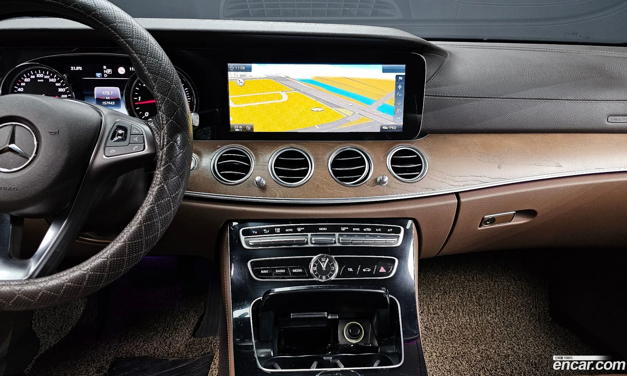 Mercedes-Benz E-Class W213 2017 WDDZF0FB2HA263309 — 17