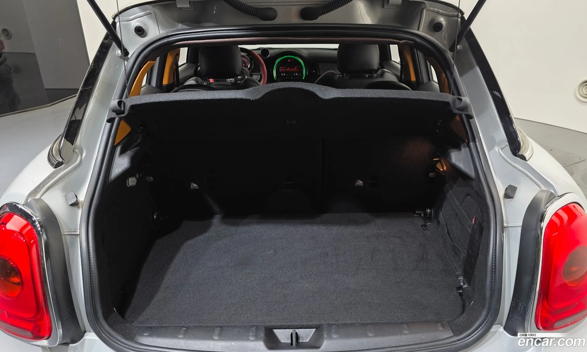 Mini Cooper D 2015 — 18