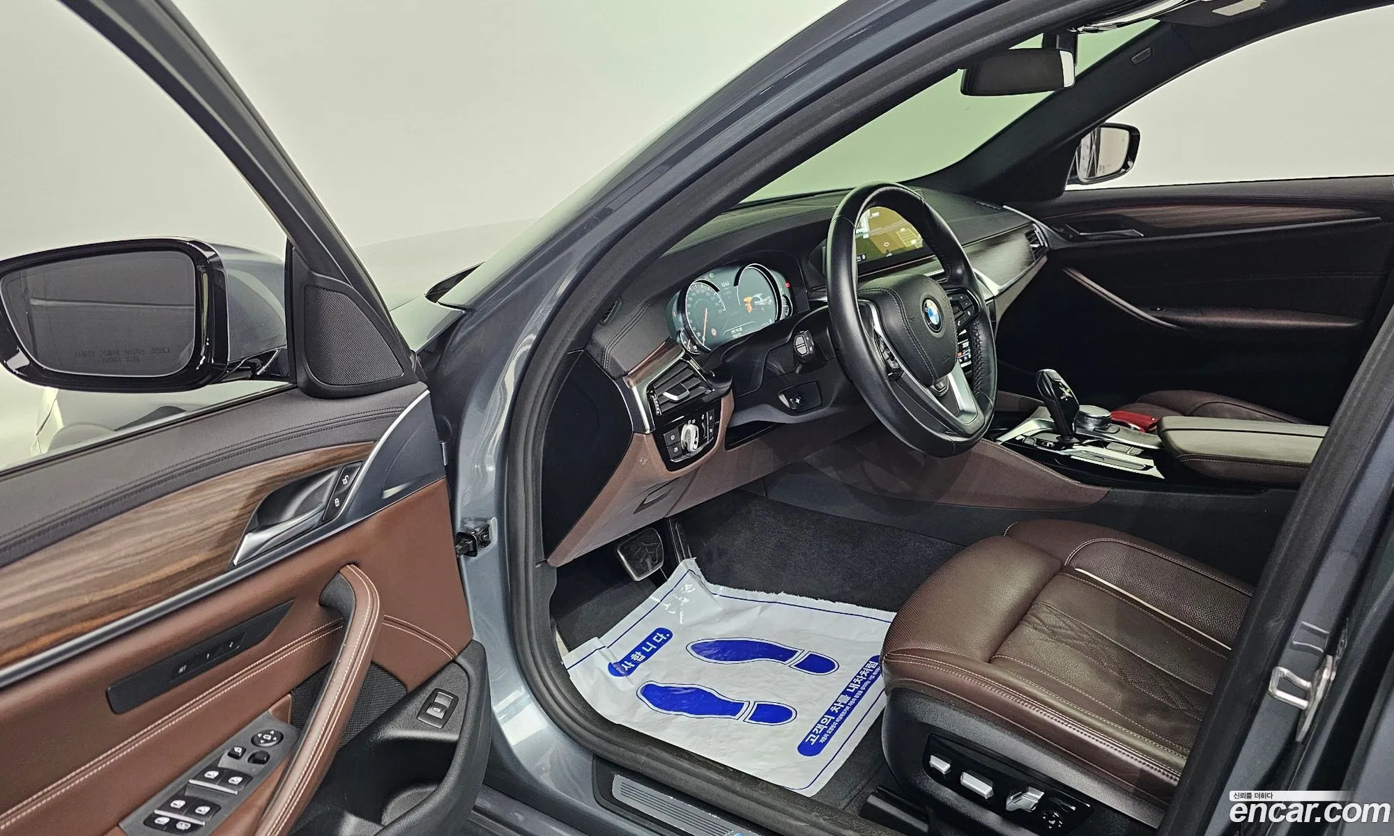 BMW 5 Series 2018 WBAJD910XJWC12270 — 6
