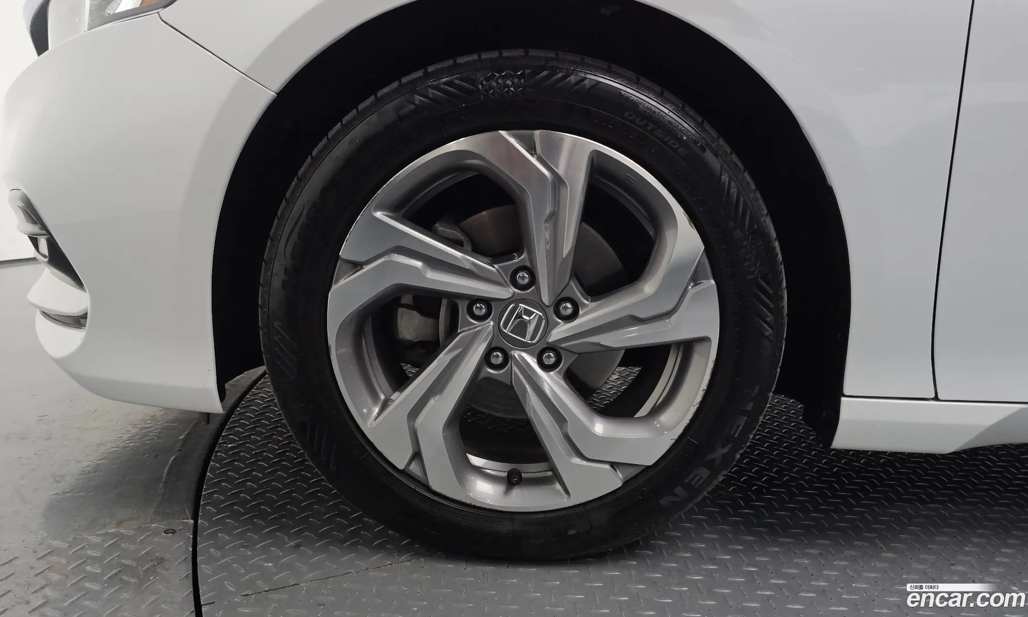 Honda Accord 10th Gen 2018 — 10