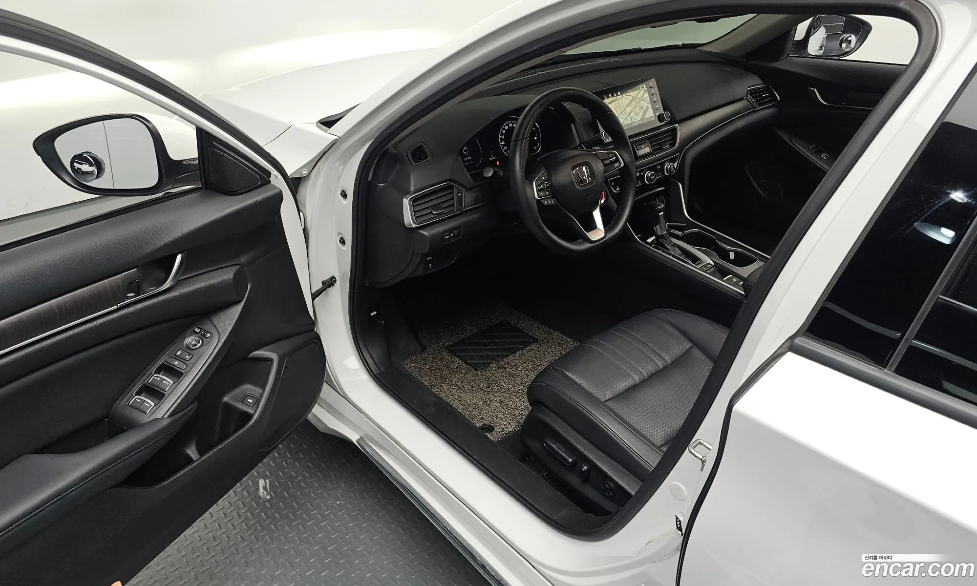 Honda Accord 10th Gen 2018 — 20