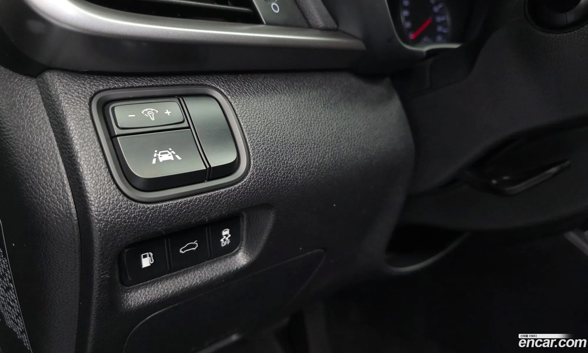 Kia K5 2019 — 17