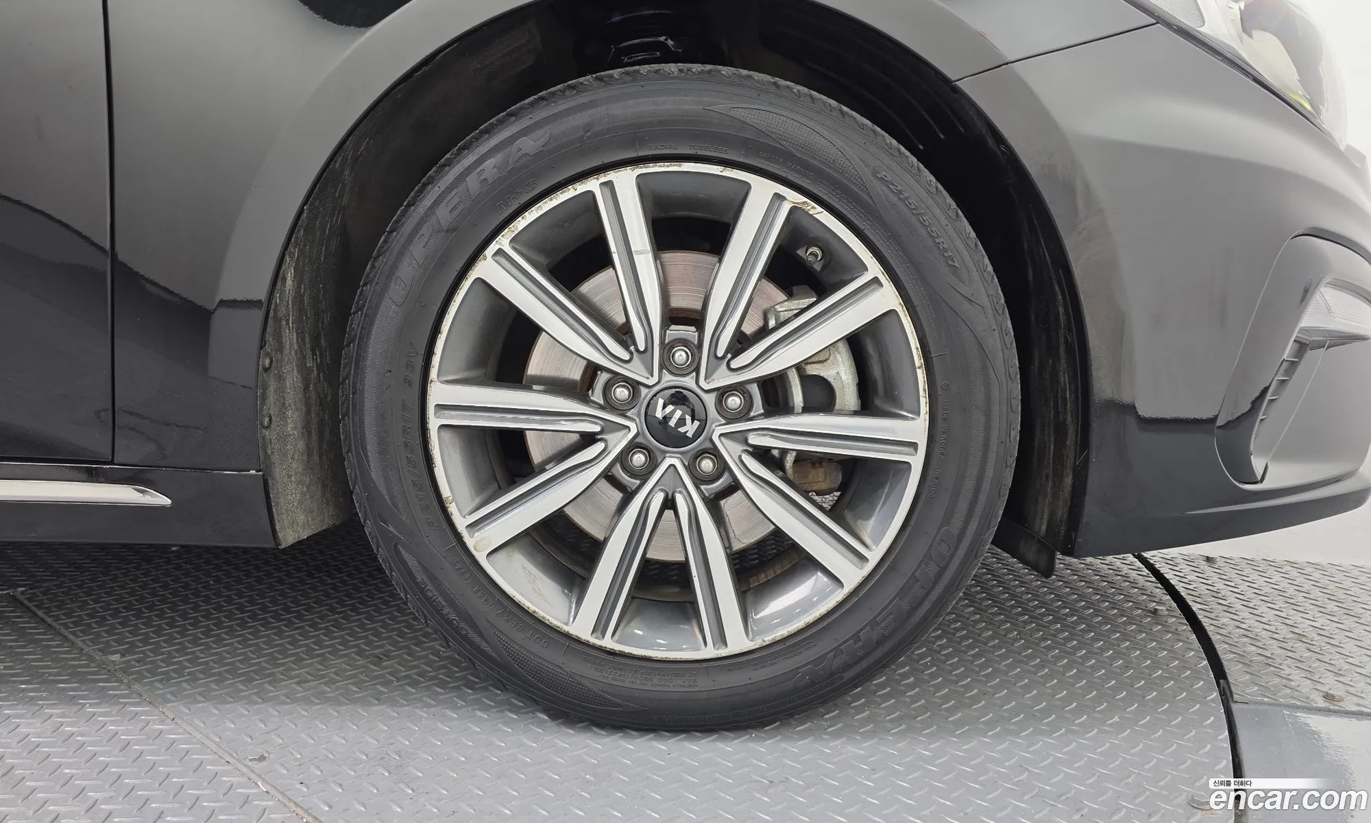 Kia K5 2019 — 16