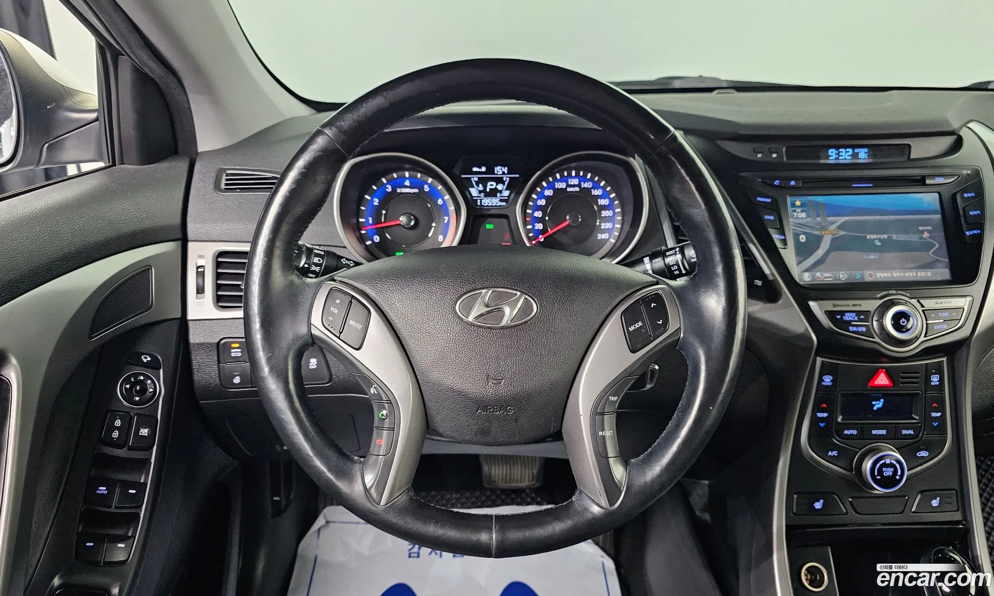 Hyundai Elantra 2014 — 26
