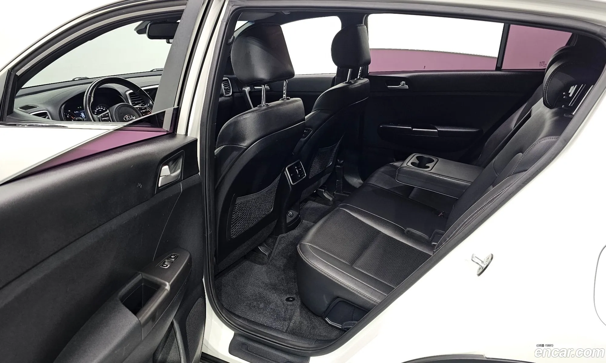Kia Sportage the Bold 2018 — 18