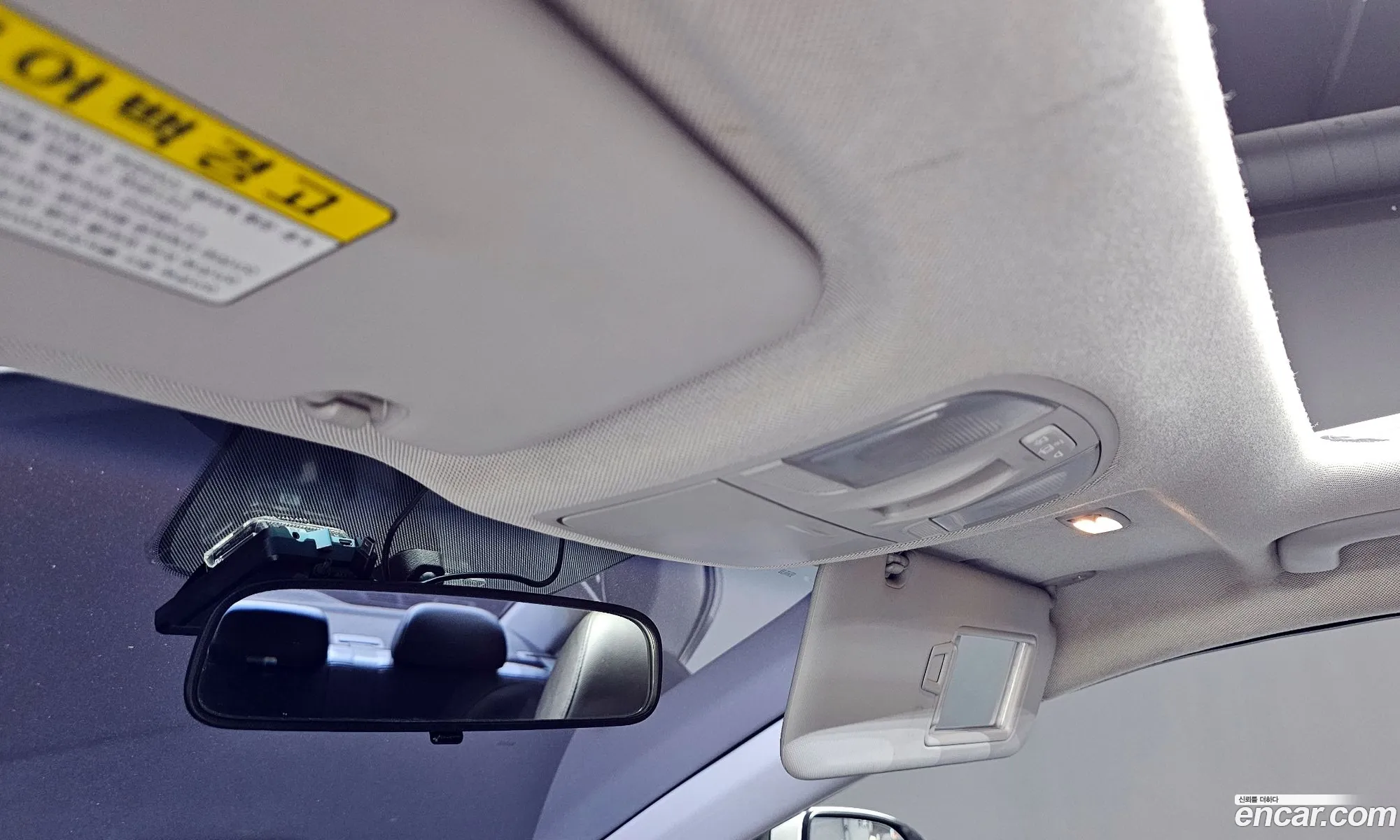 Hyundai Elantra AD 2016 — 19