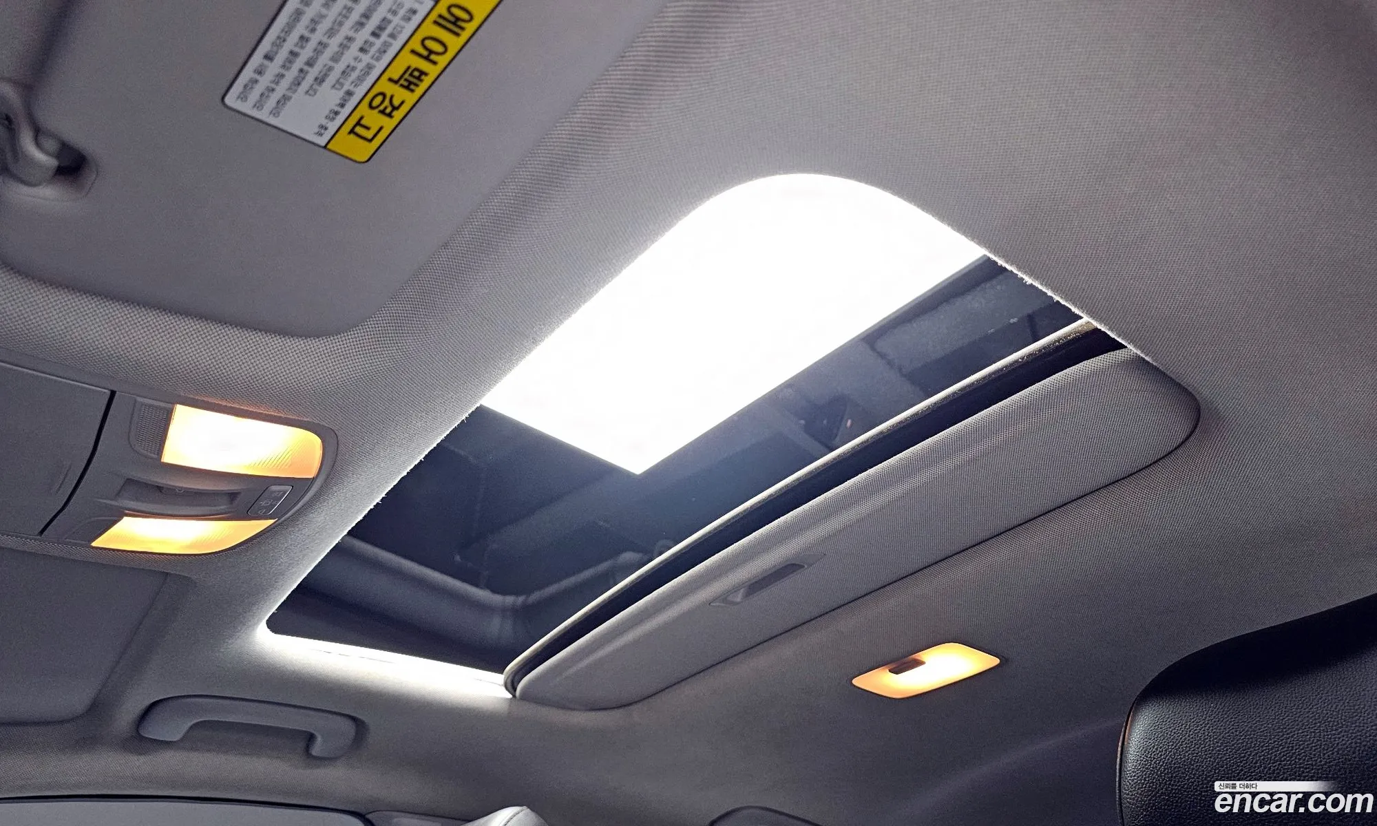 Hyundai Elantra AD 2016 — 31
