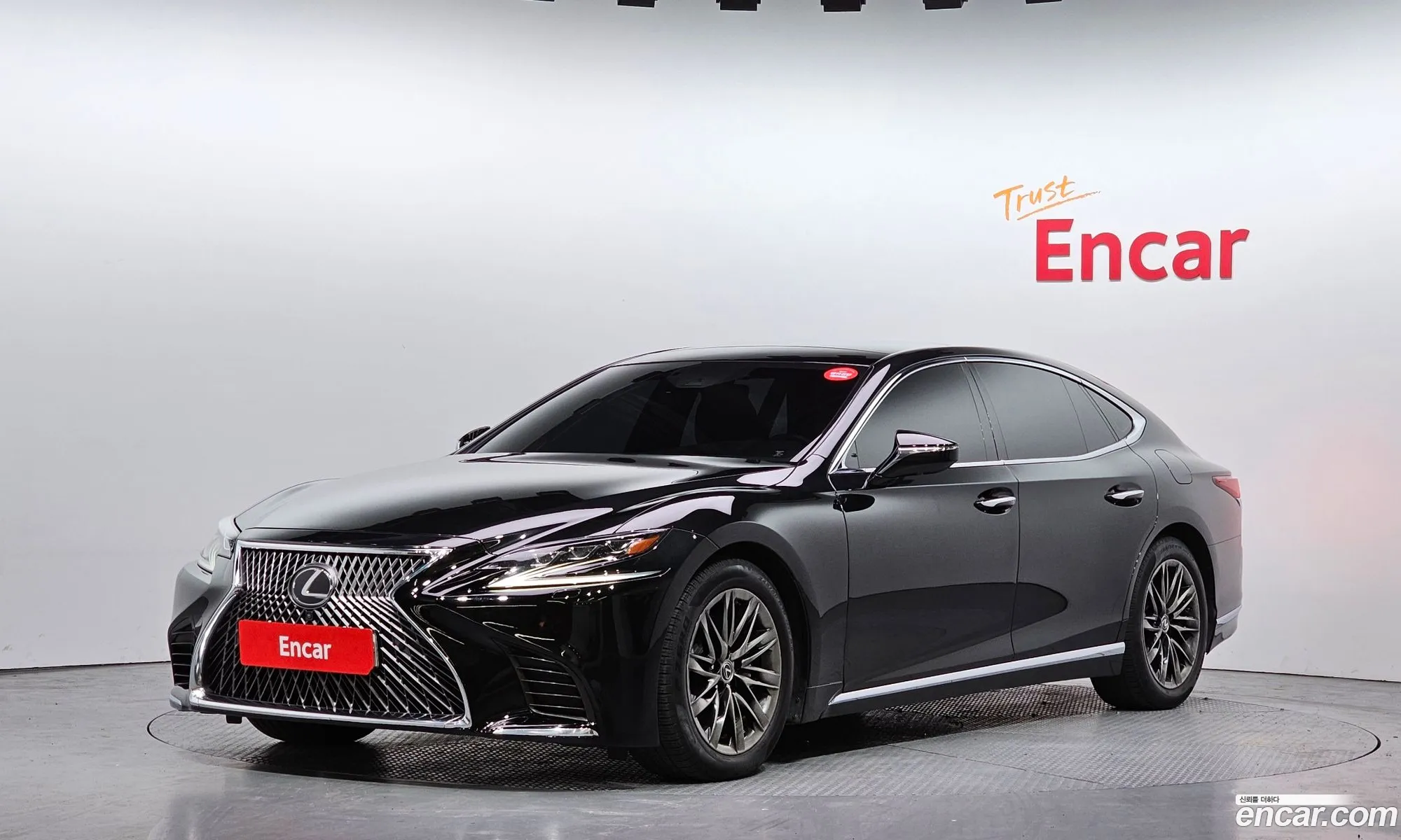 Lexus LS500 2018 — 13
