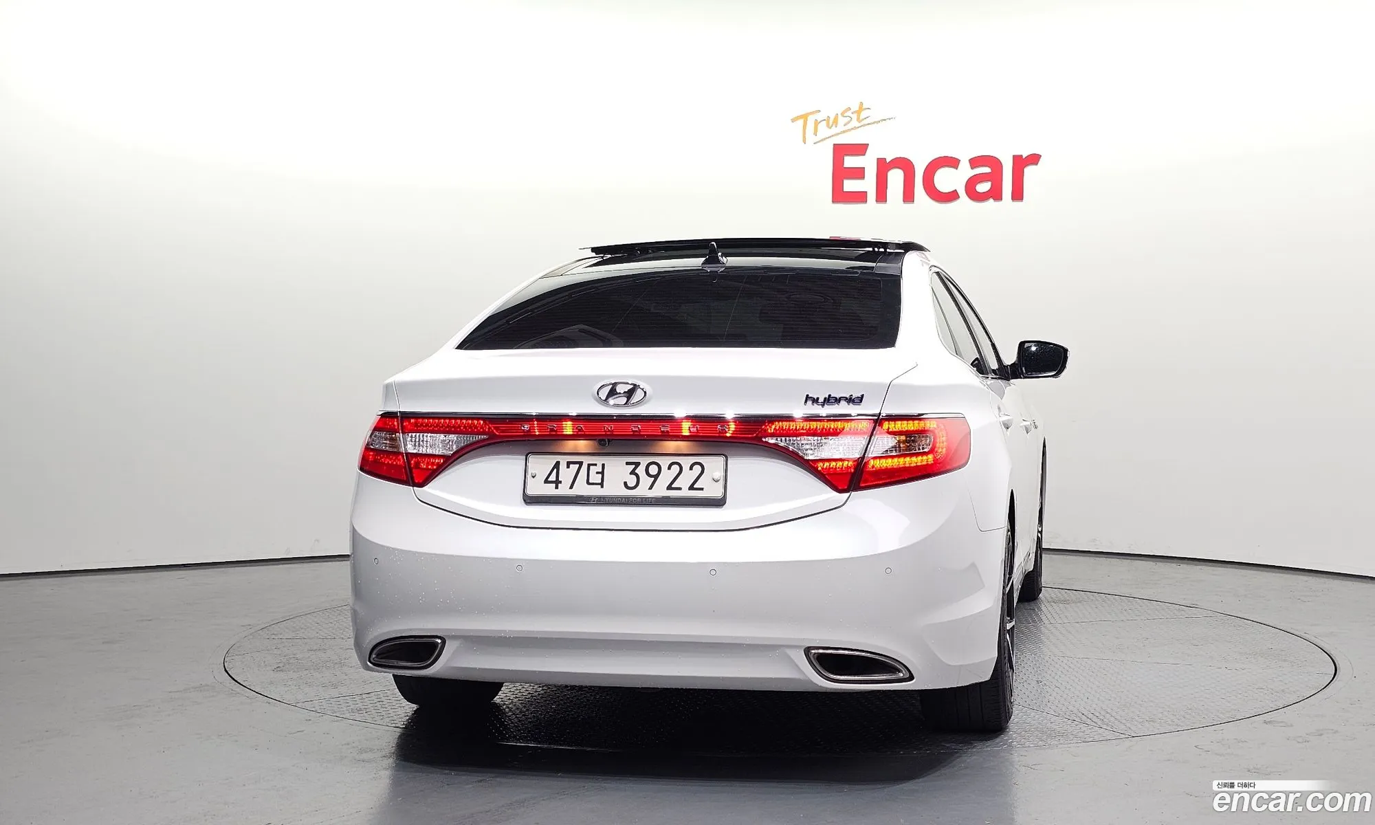 Hyundai Grandeur HG Hybrid 2014 — 4