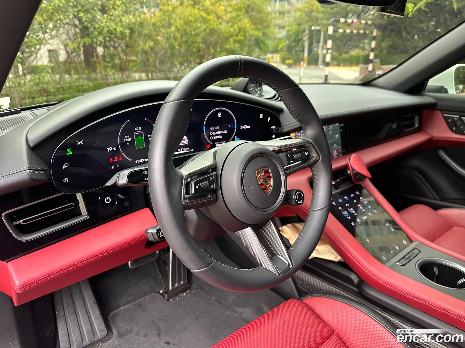 Porsche Taycan 2025 — 7