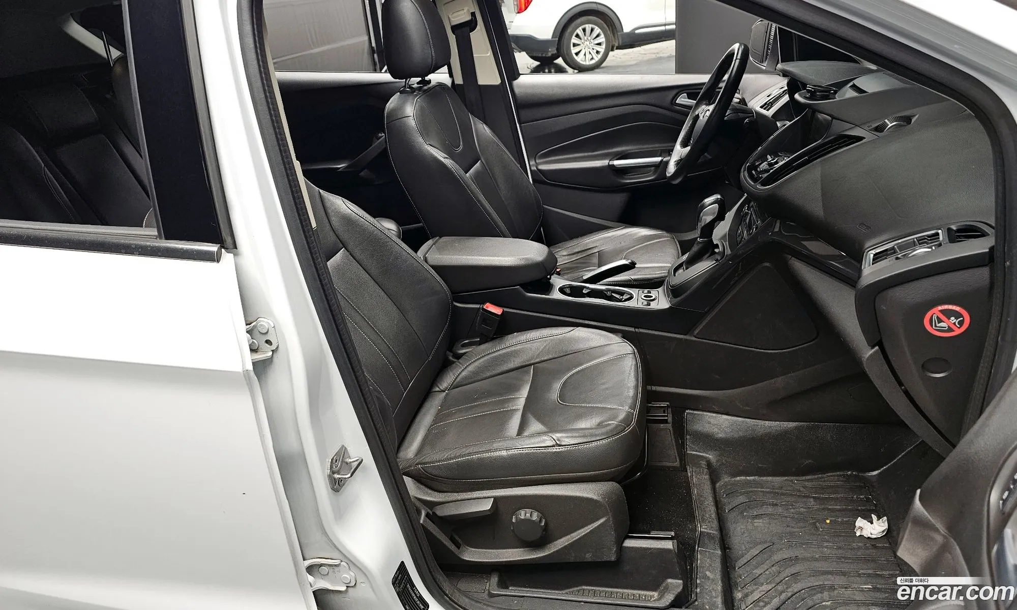 Ford Kuga 2015 WF0AXXWPMGFJ67448 — 12