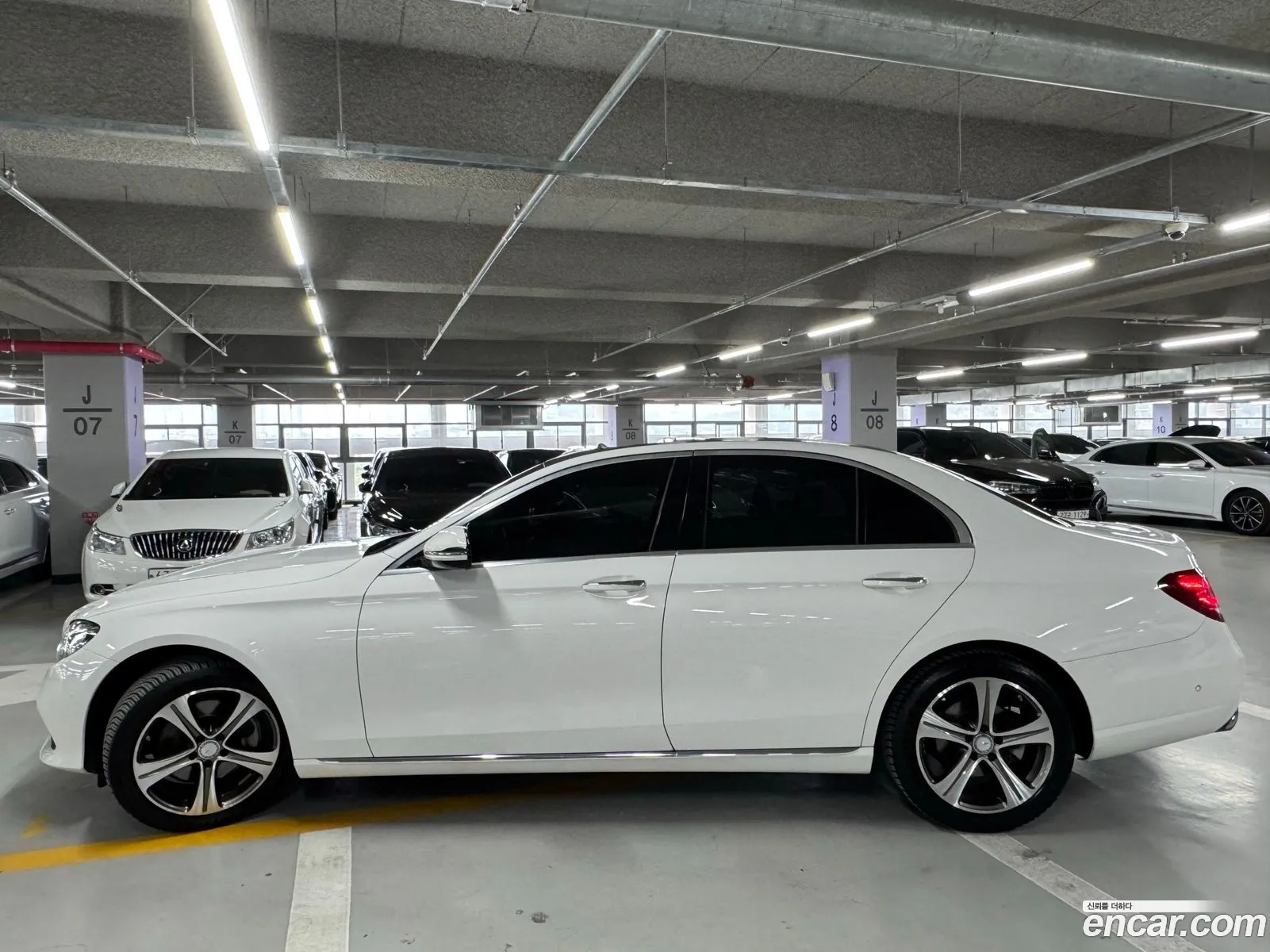 Mercedes-Benz E-Class W213 2017 — 11