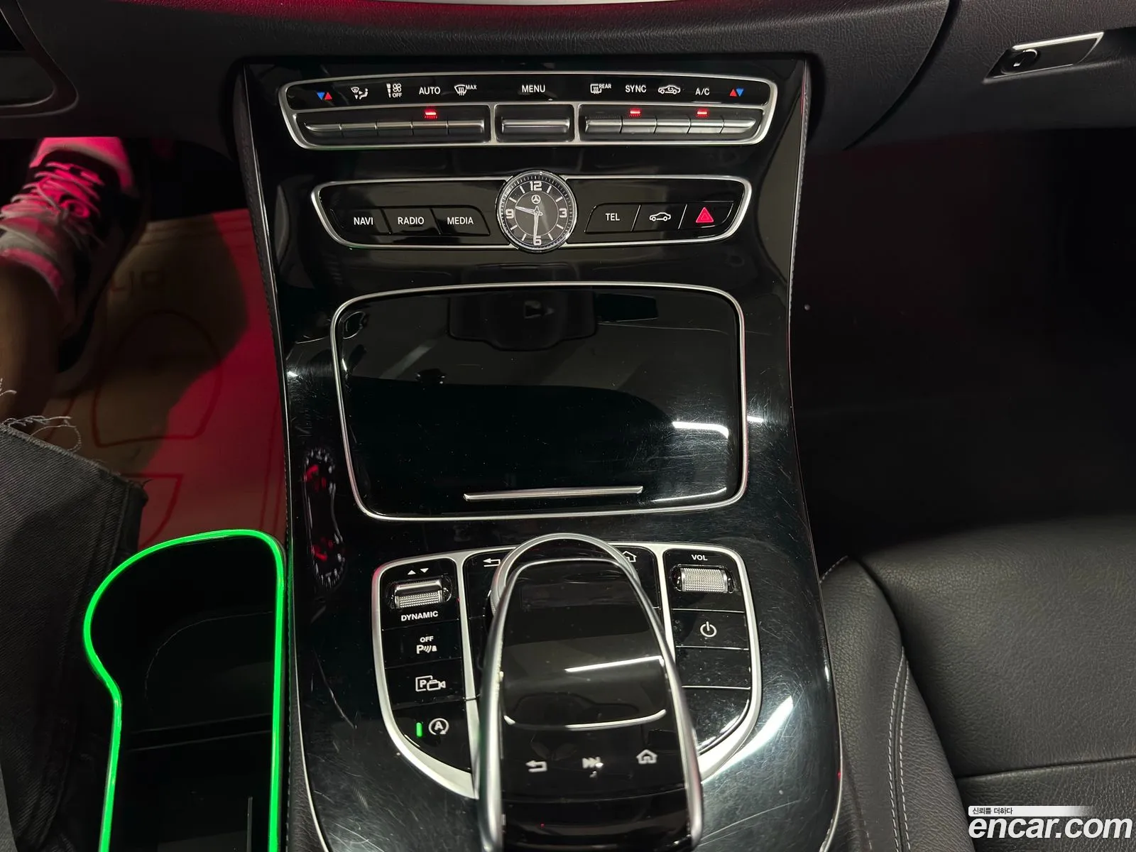 Mercedes-Benz E-Class W213 2017 — 12