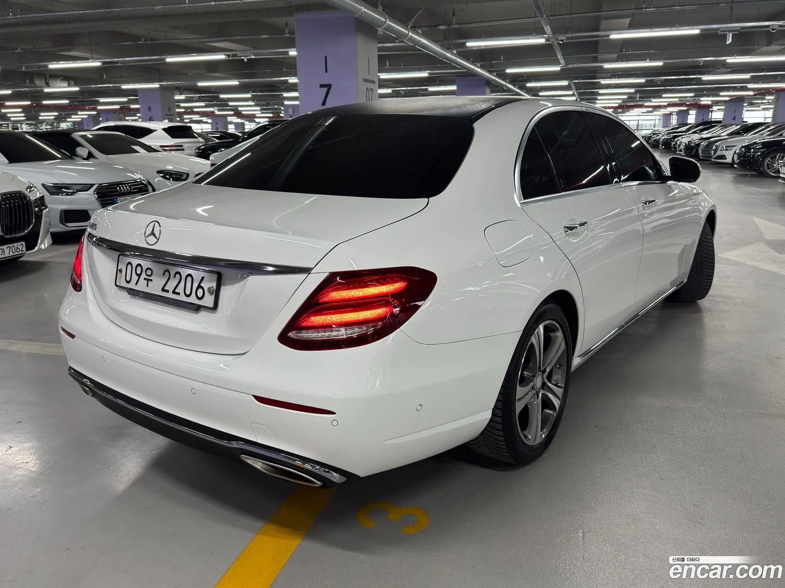 Mercedes-Benz E-Class W213 2017 — 18