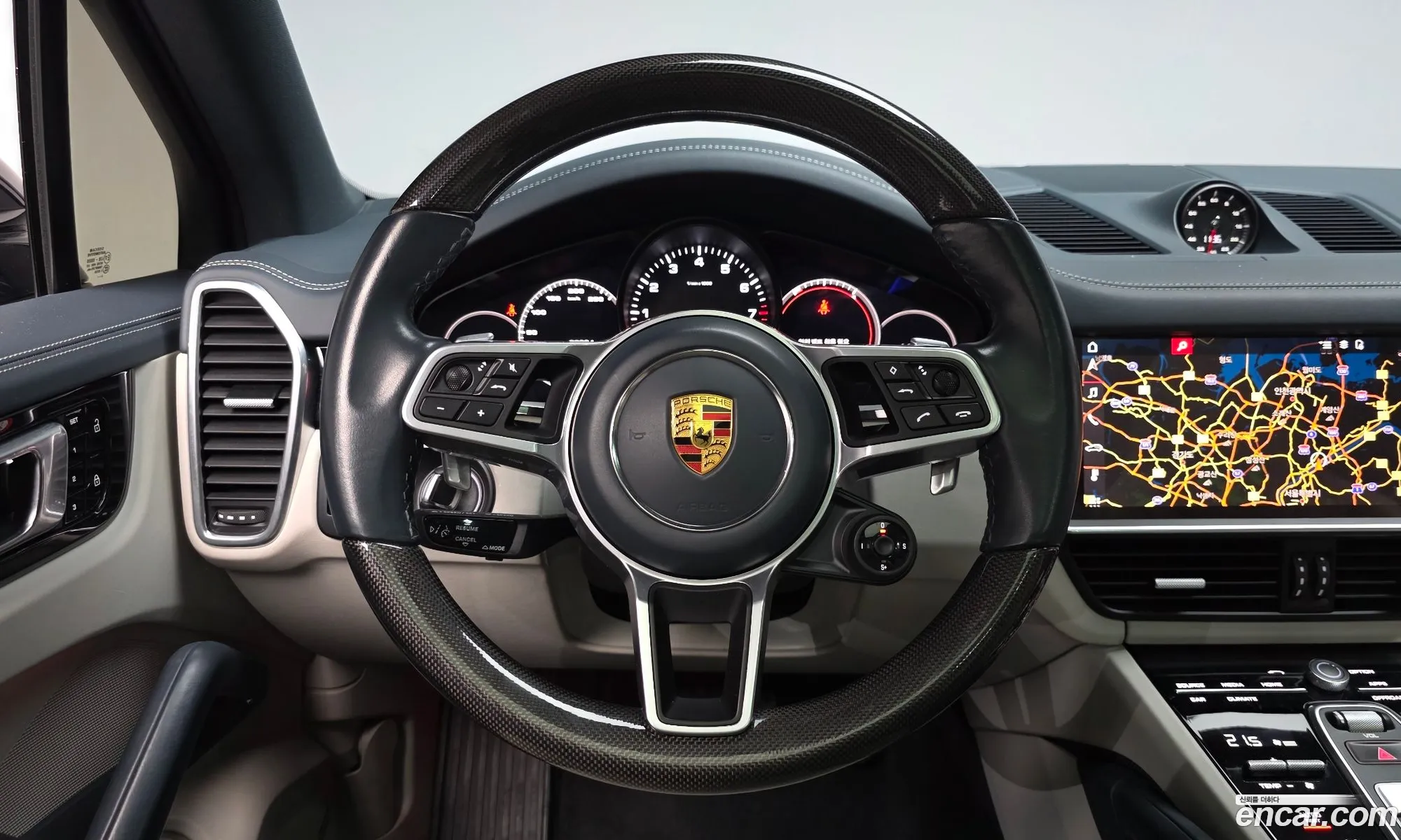 Porsche Cayenne 2021 — 21