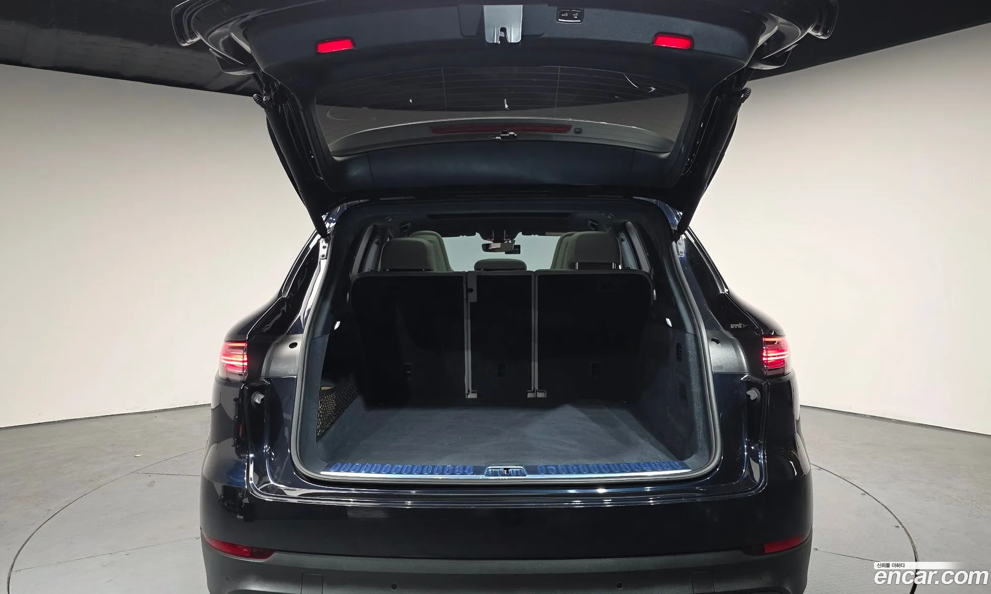Porsche Cayenne 2021 — 14