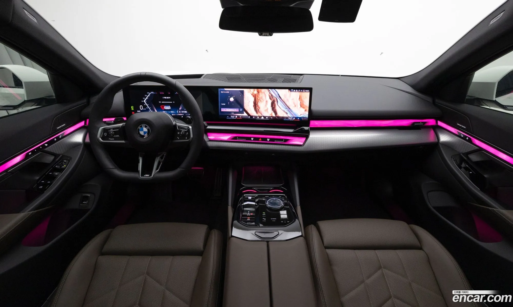 BMW 5 Series 2025 — 17