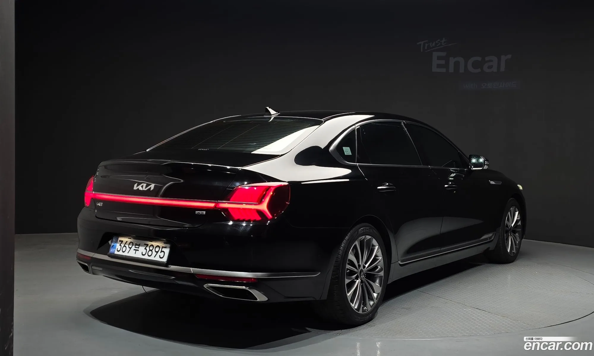 Kia K9 2023 — 2