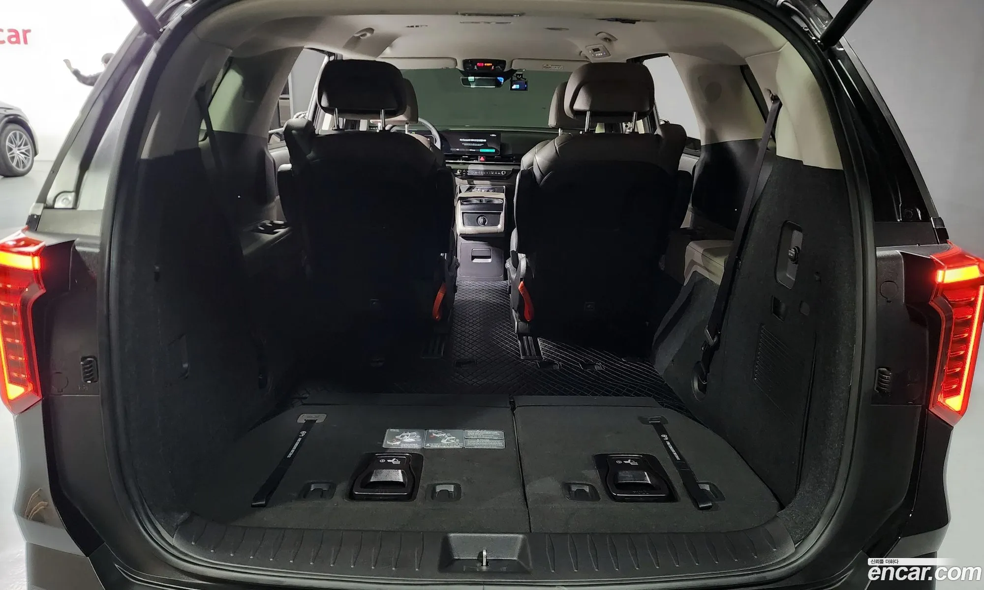 Kia Carnival 2024 — 14