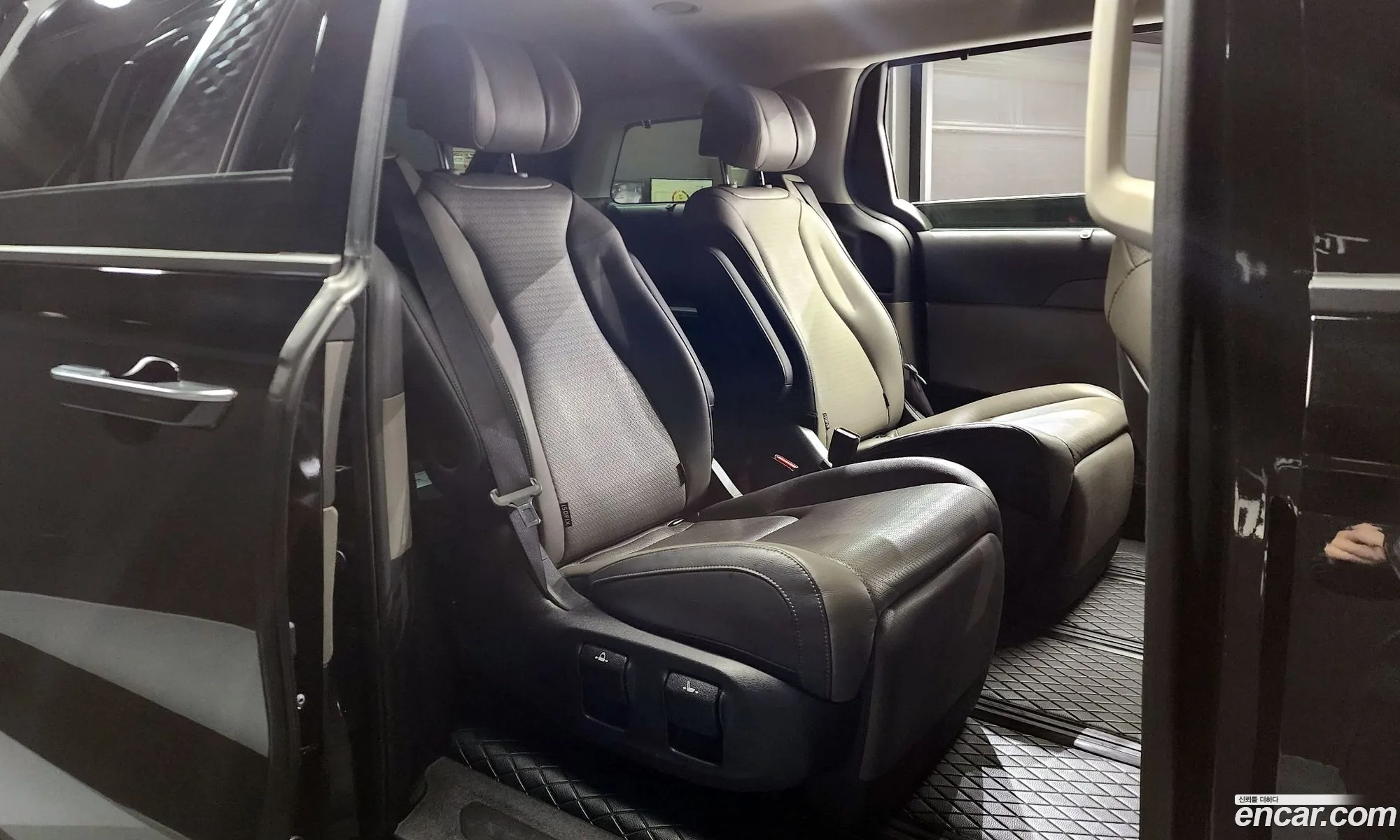 Kia Carnival 2024 — 13