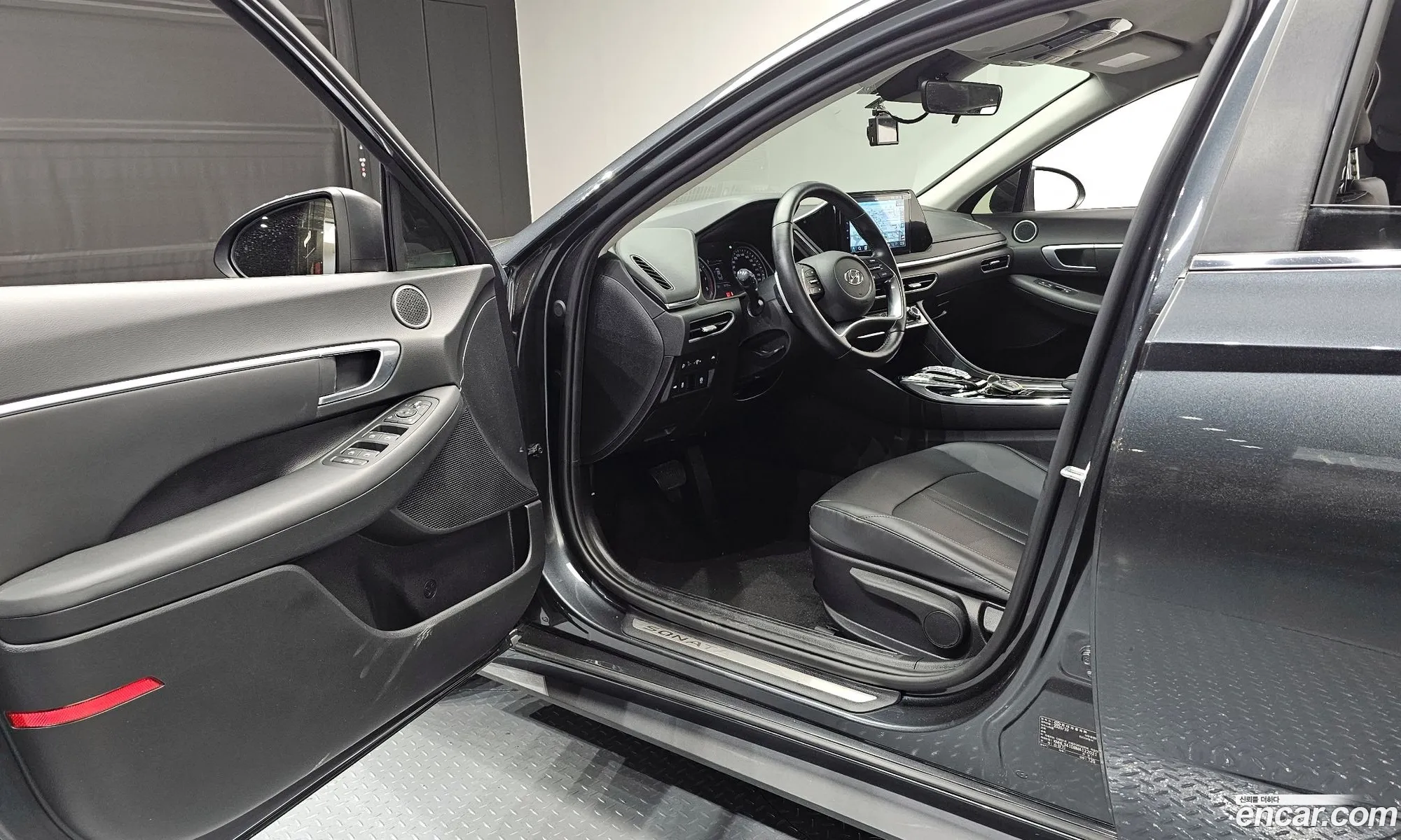 Hyundai Sonata 2020 — 17