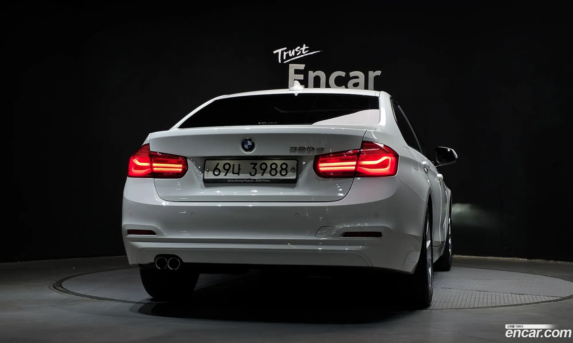BMW 3 Series 2018 WBA8C510XJP843392 — 18