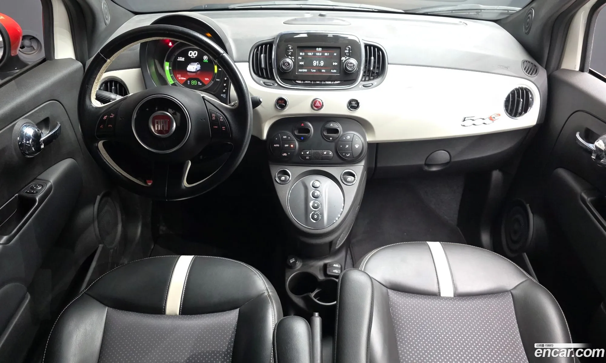 Fiat 500e 2017 3C3CFFGE9HT604178 — 10
