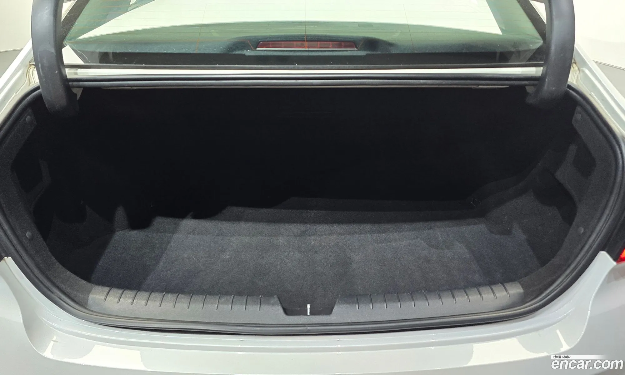 Hyundai LF Sonata 2016 — 15