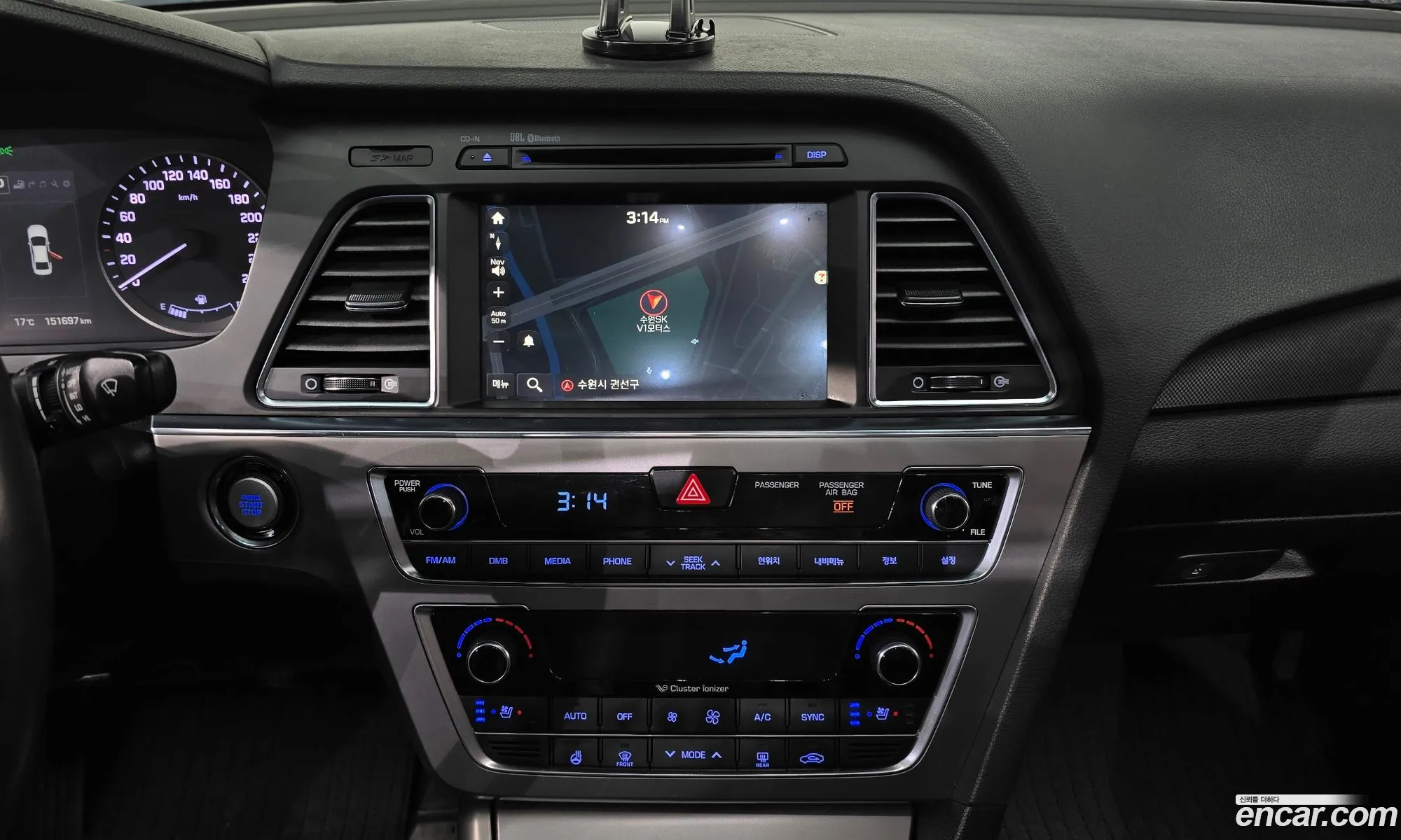 Hyundai LF Sonata 2016 — 9