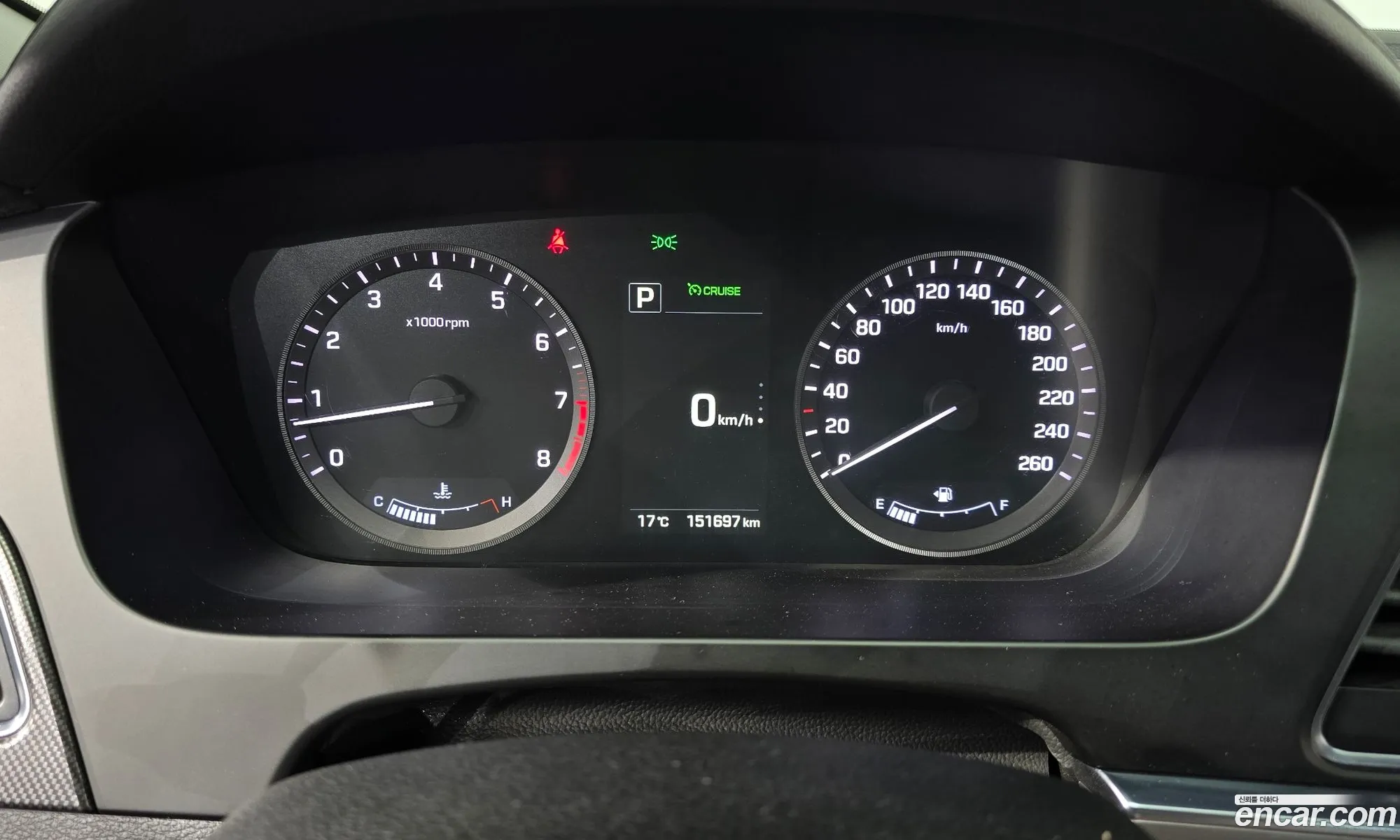 Hyundai LF Sonata 2016 — 13