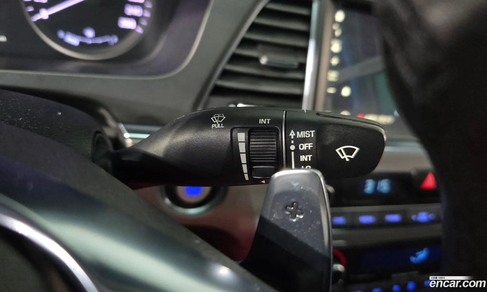 Hyundai LF Sonata 2016 — 12