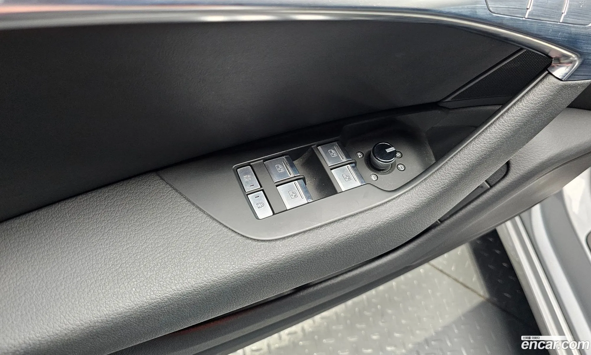 Audi A6 2020 WAUZZZF29LN078081 — 34