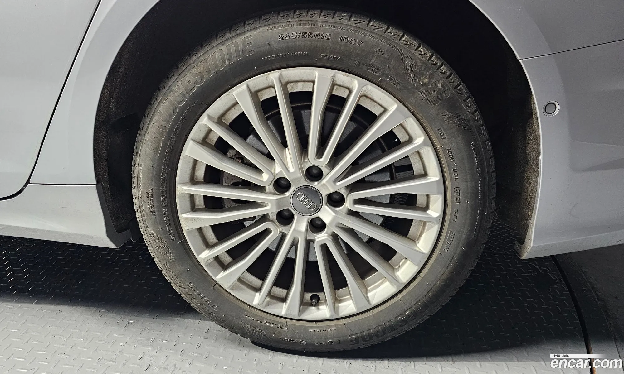 Audi A6 2020 WAUZZZF29LN078081 — 19