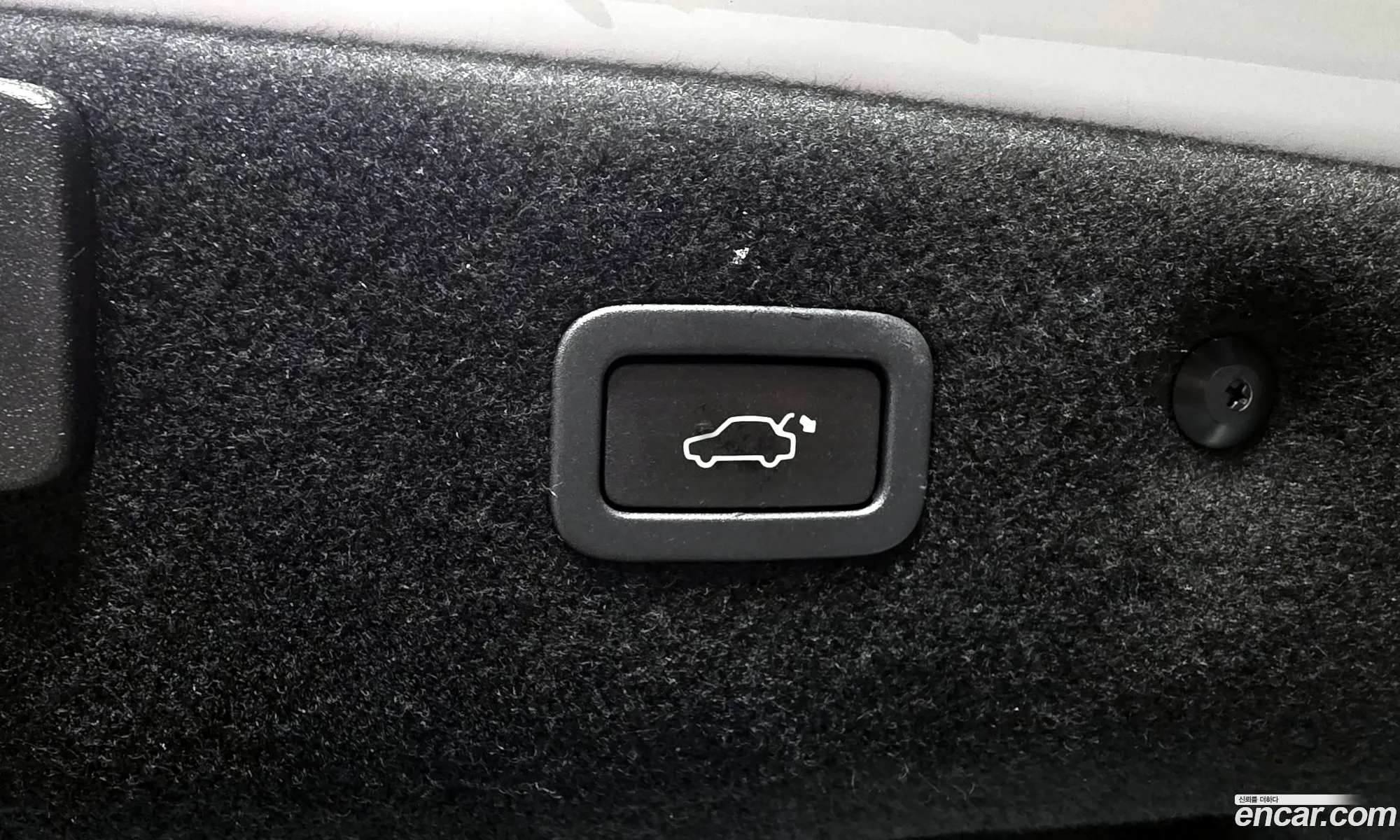Jaguar XF 2018 — 7