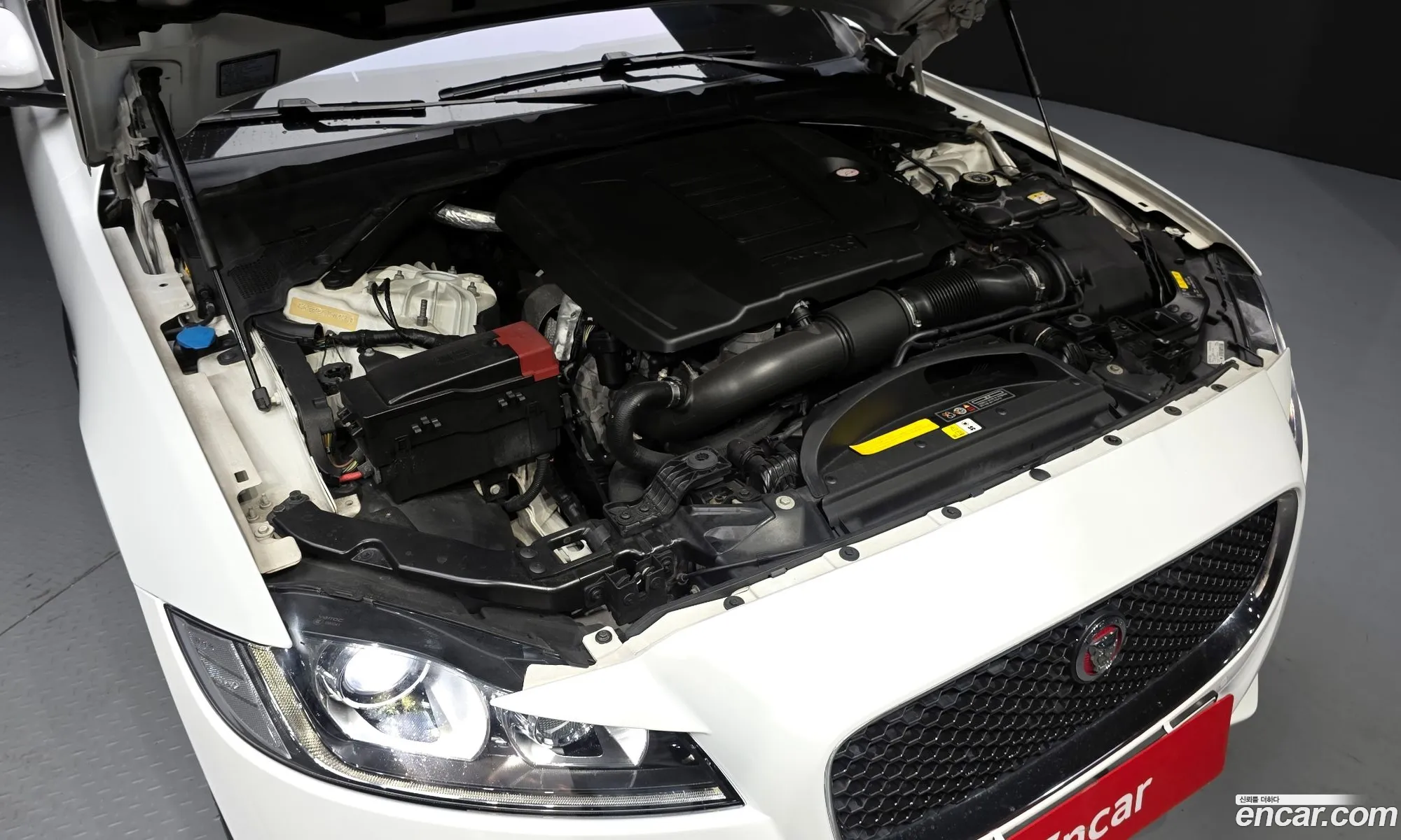 Jaguar XF 2018 — 3
