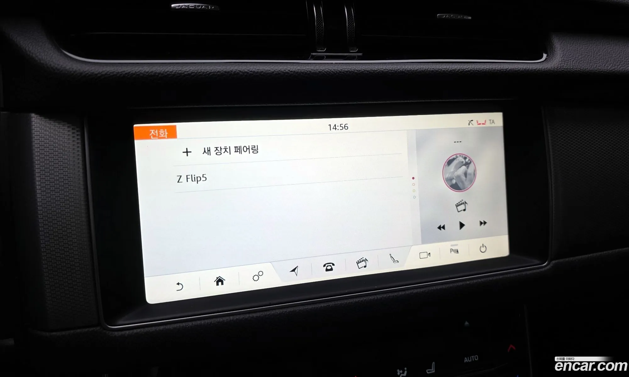 Jaguar XF 2018 — 38