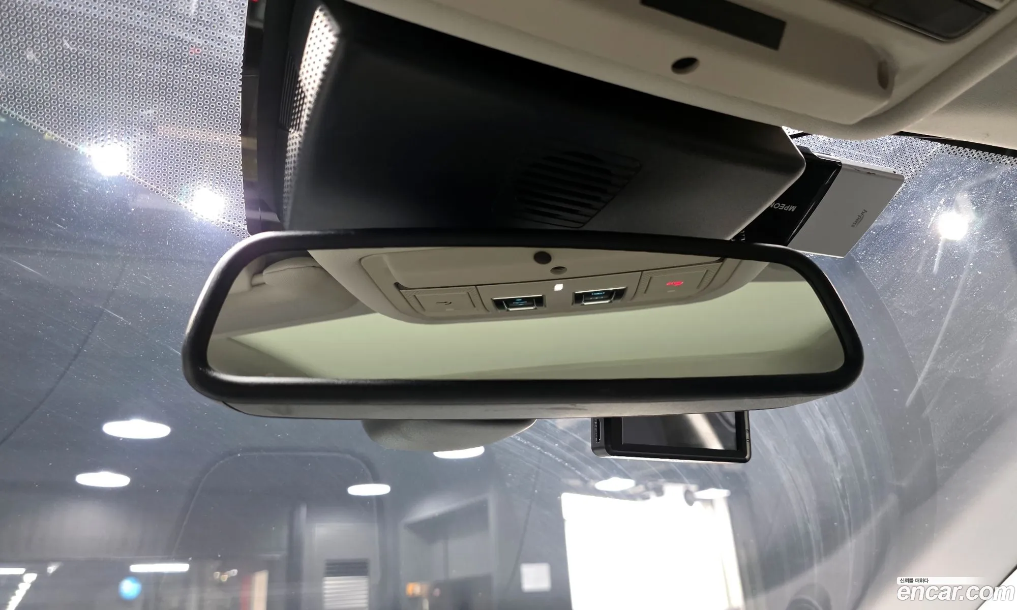 Jaguar XF 2018 — 23