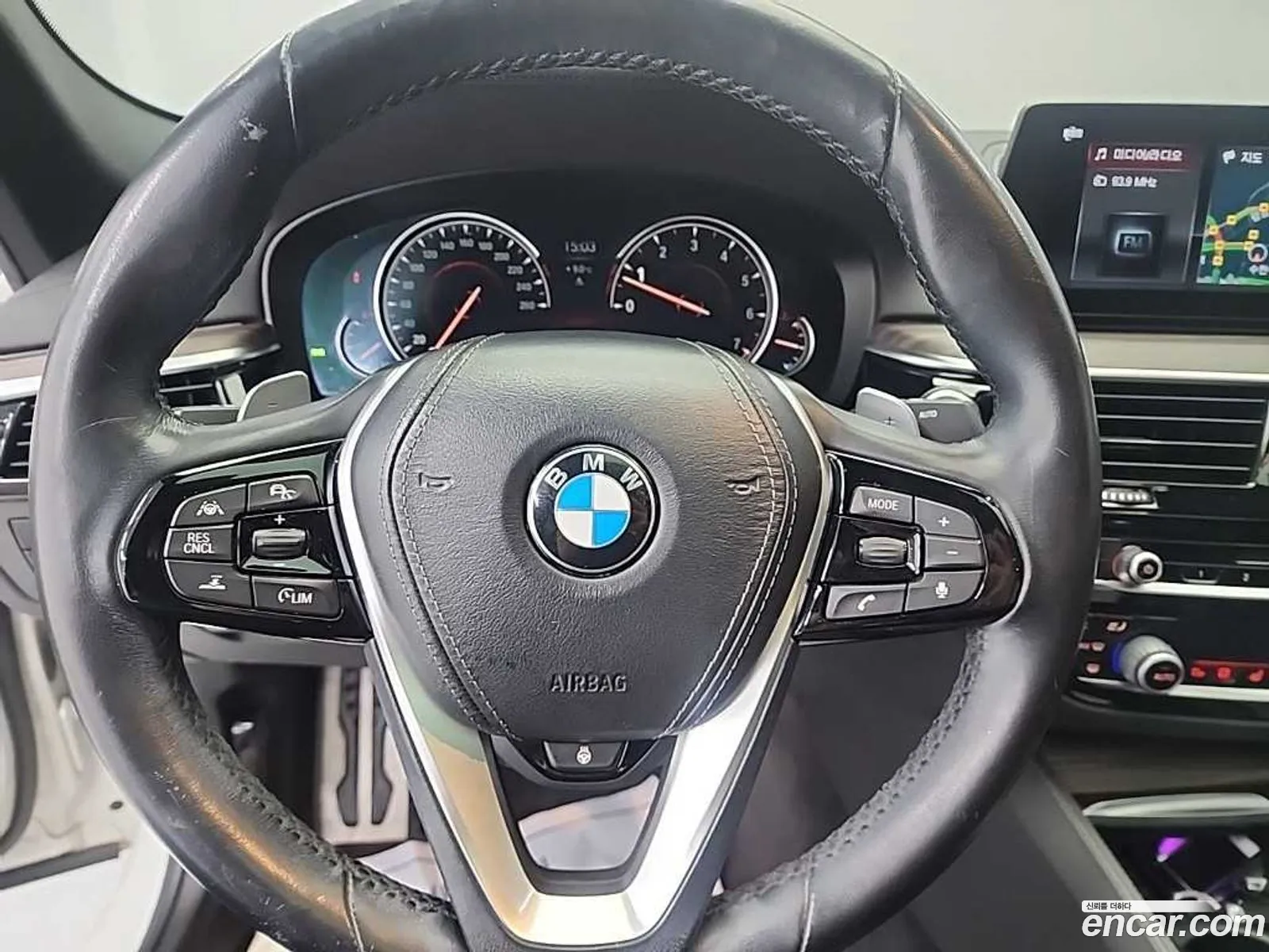 BMW 5 Series 2017 — 5