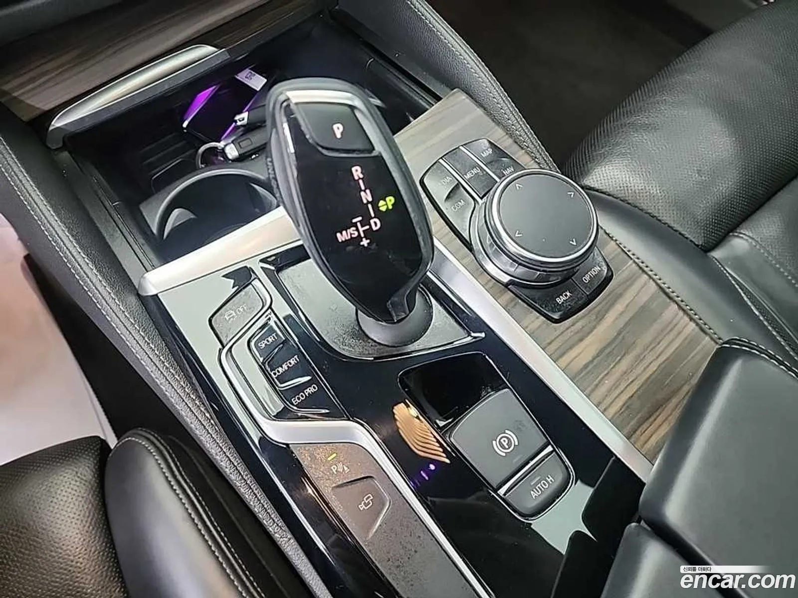 BMW 5 Series 2017 — 9