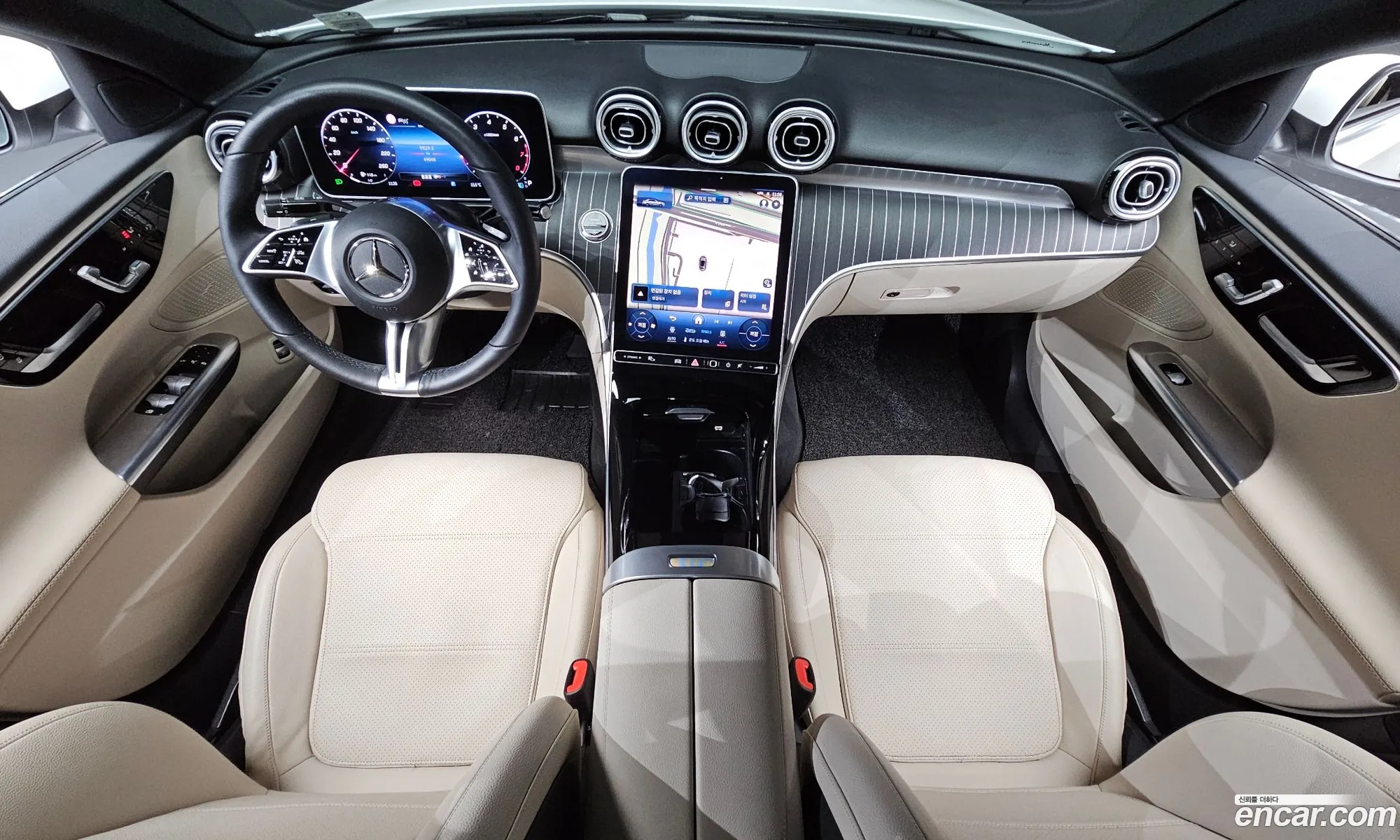 Mercedes-Benz C-Class W206 2023 — 17