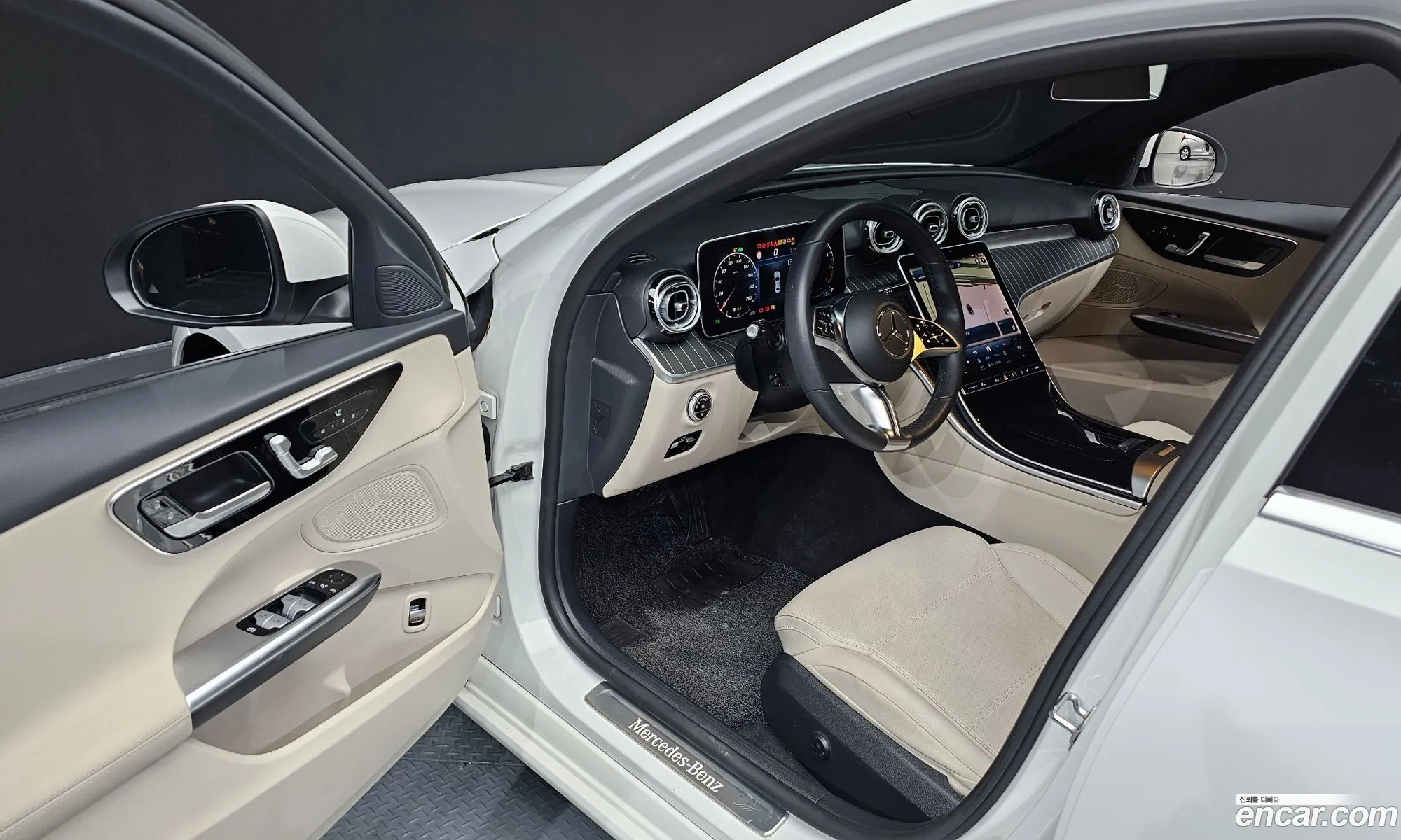 Mercedes-Benz C-Class W206 2023 — 28