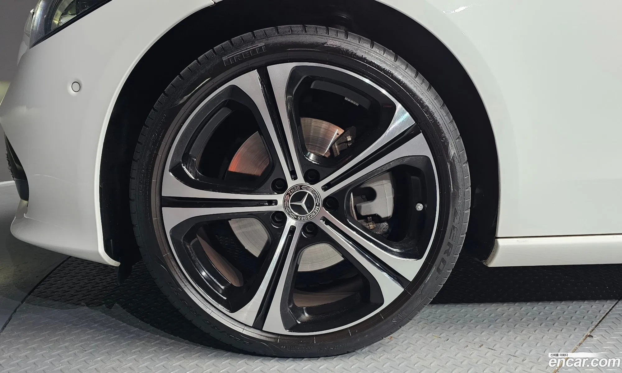 Mercedes-Benz C-Class W206 2023 — 15