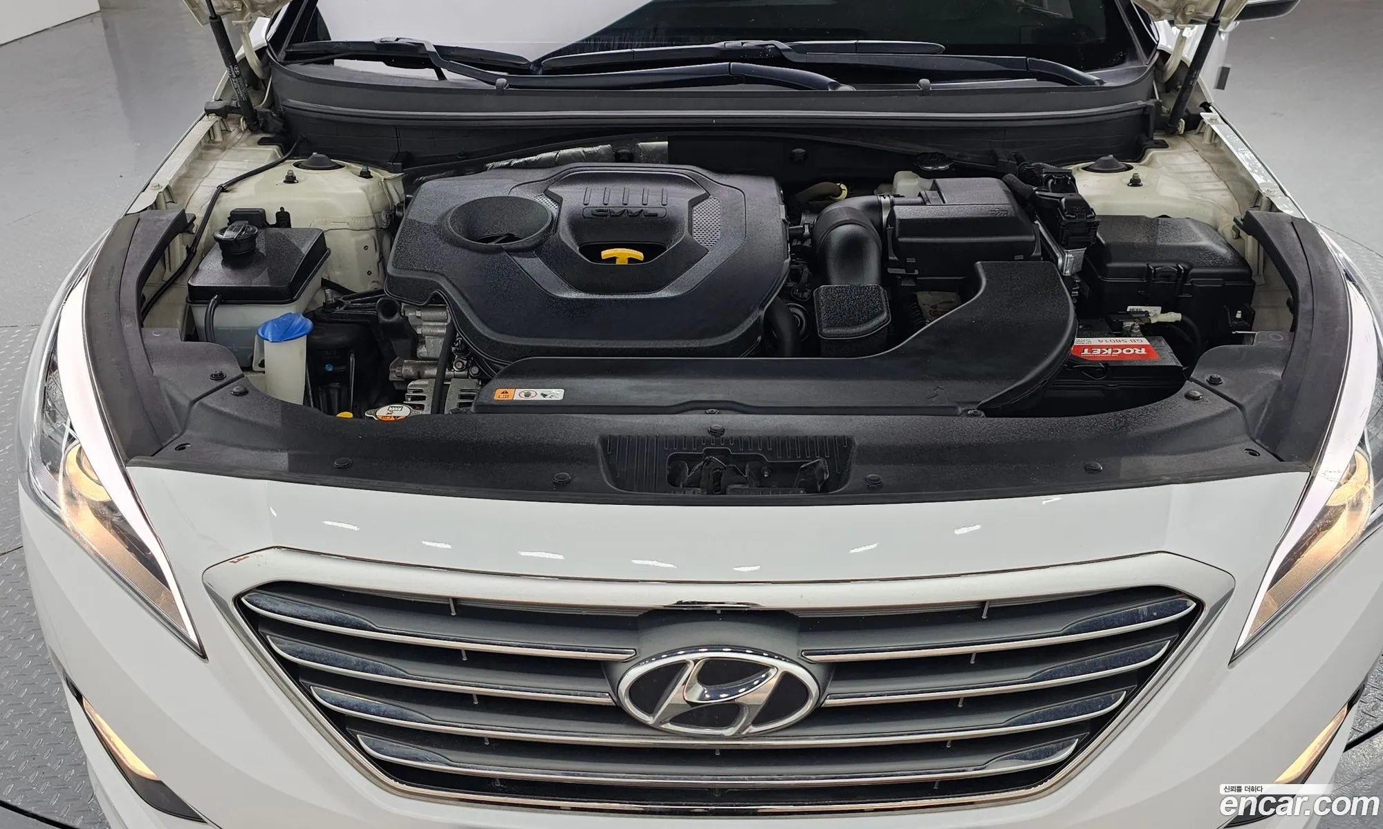 Hyundai LF Sonata 2014 — 13