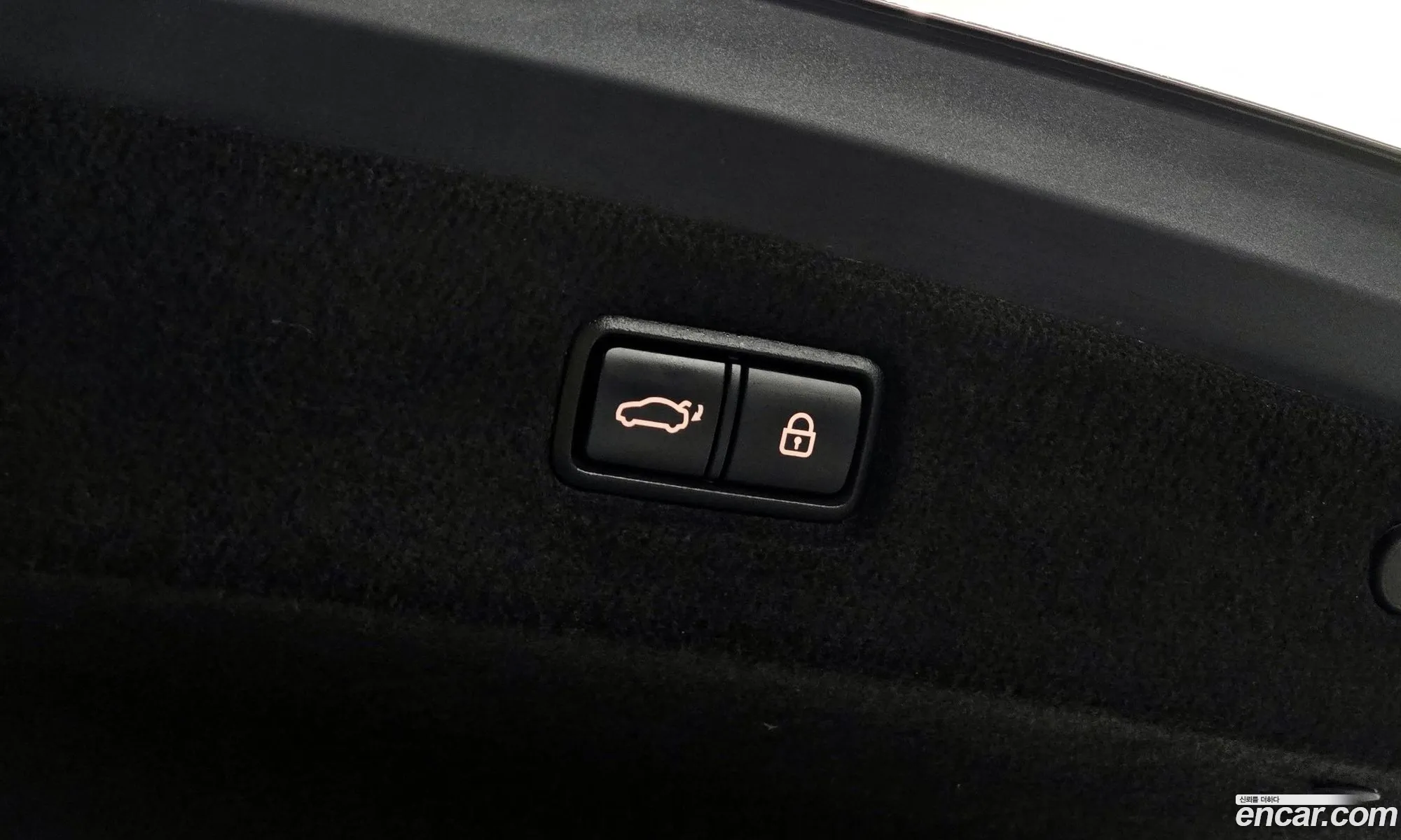 Genesis G90 2019 — 24