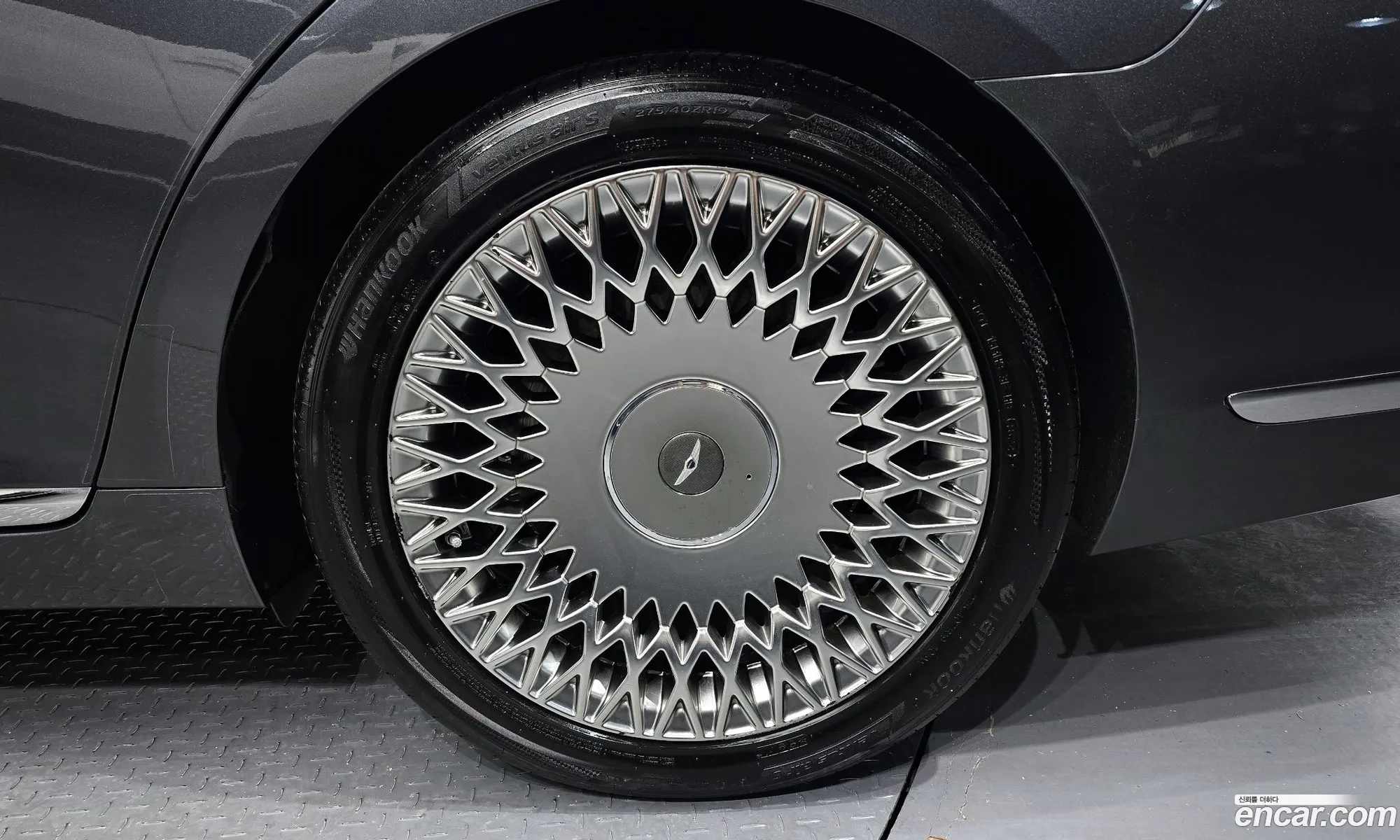 Genesis G90 2019 — 14