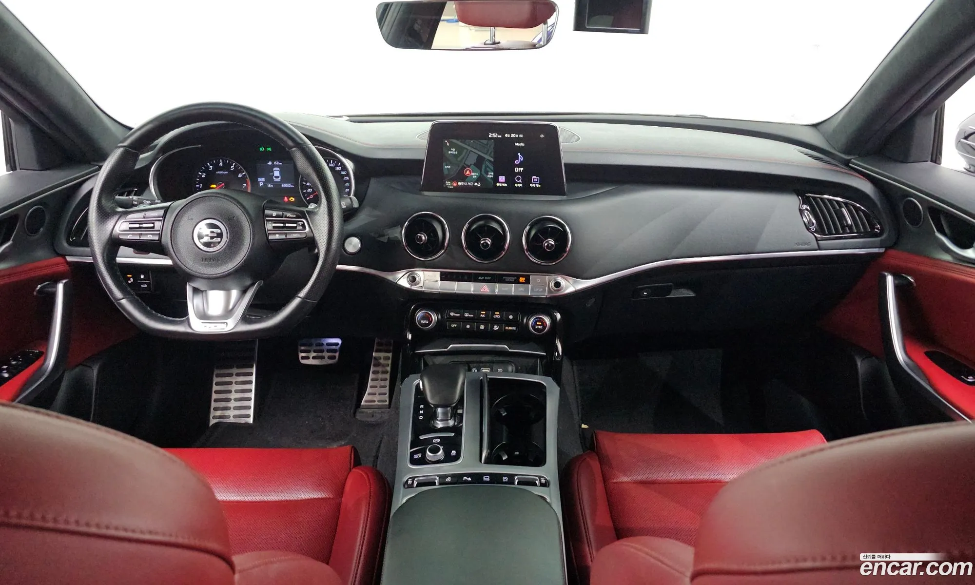 Kia Stinger 2020 — 16