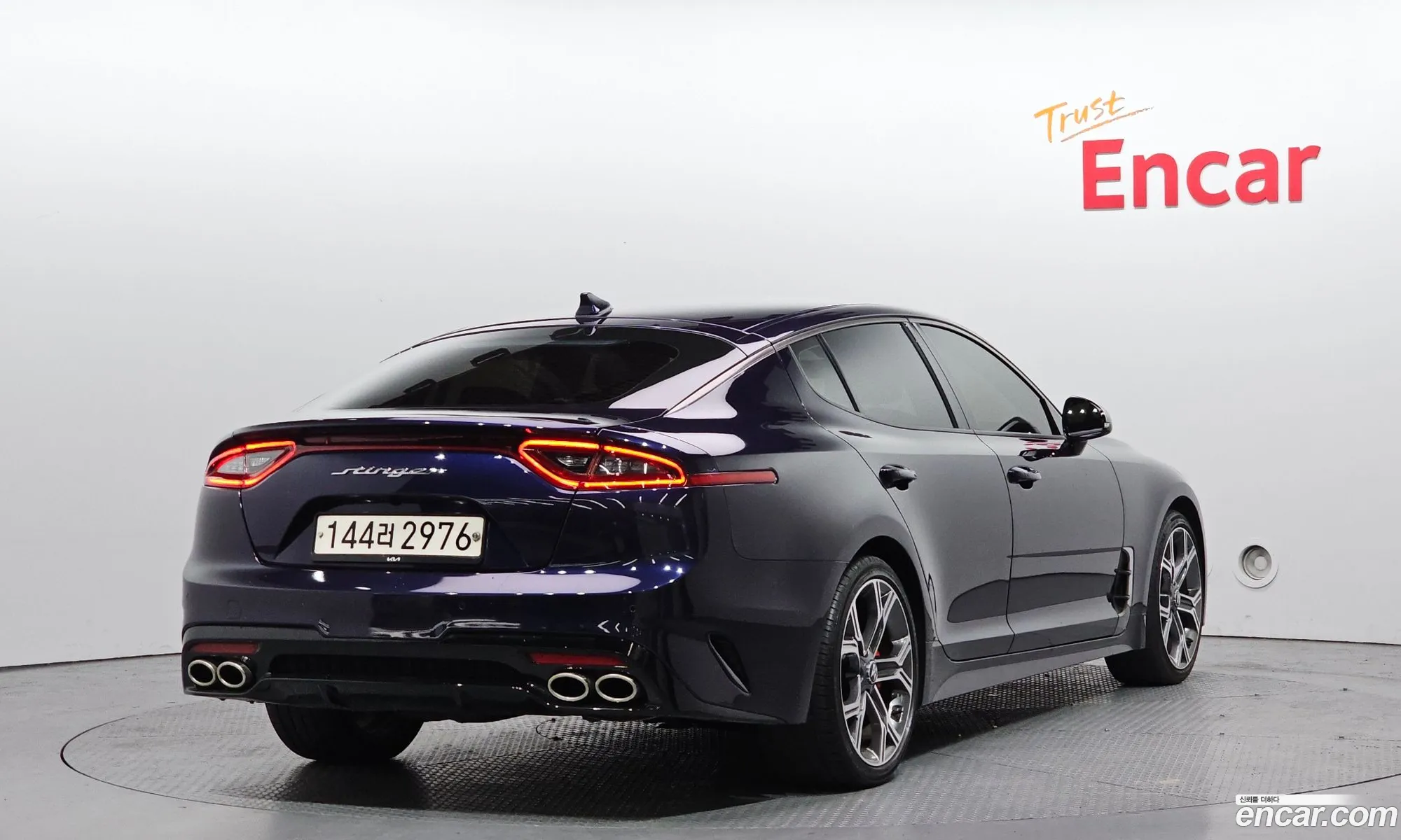 Kia Stinger 2020 — 17