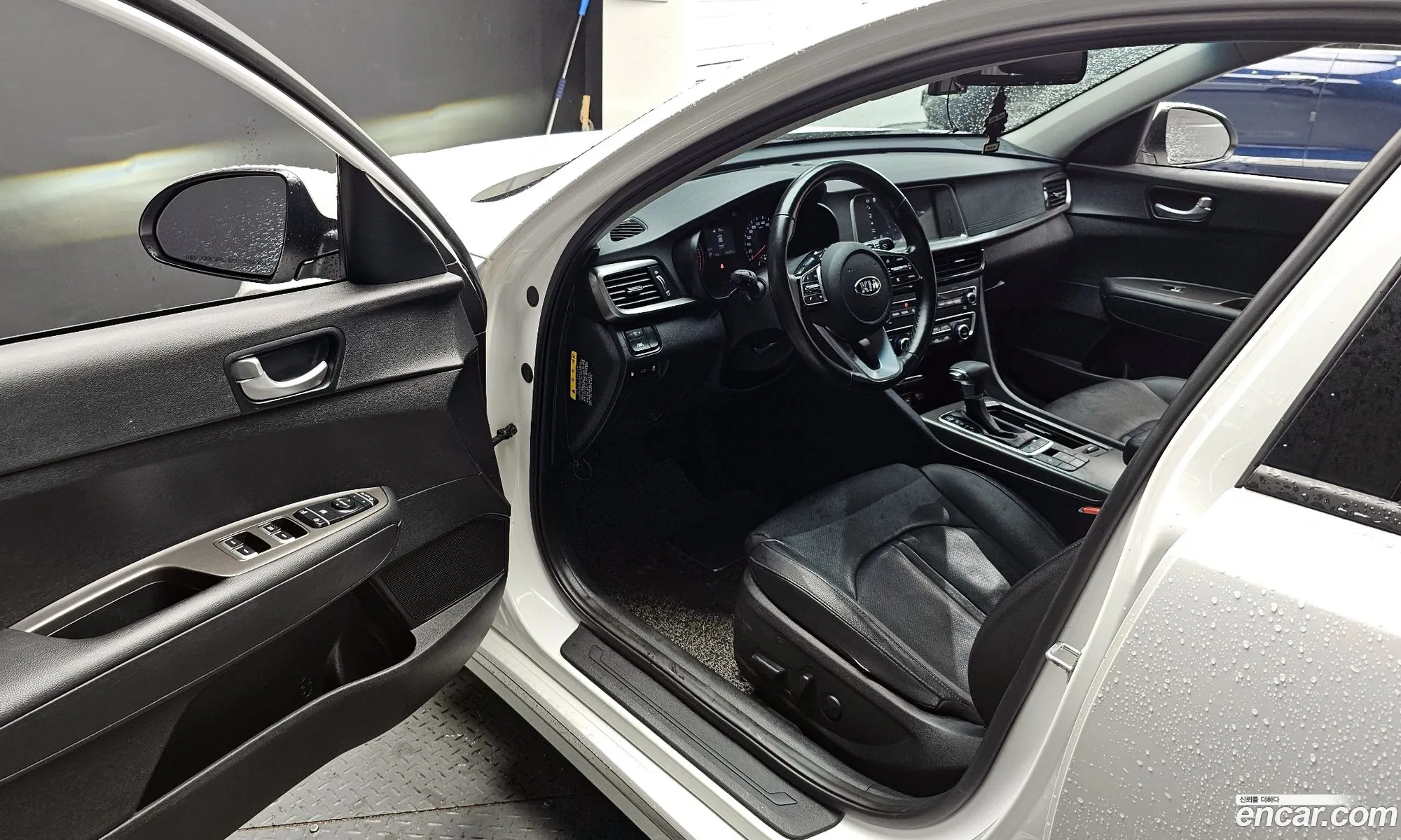 Kia K5 2019 — 24
