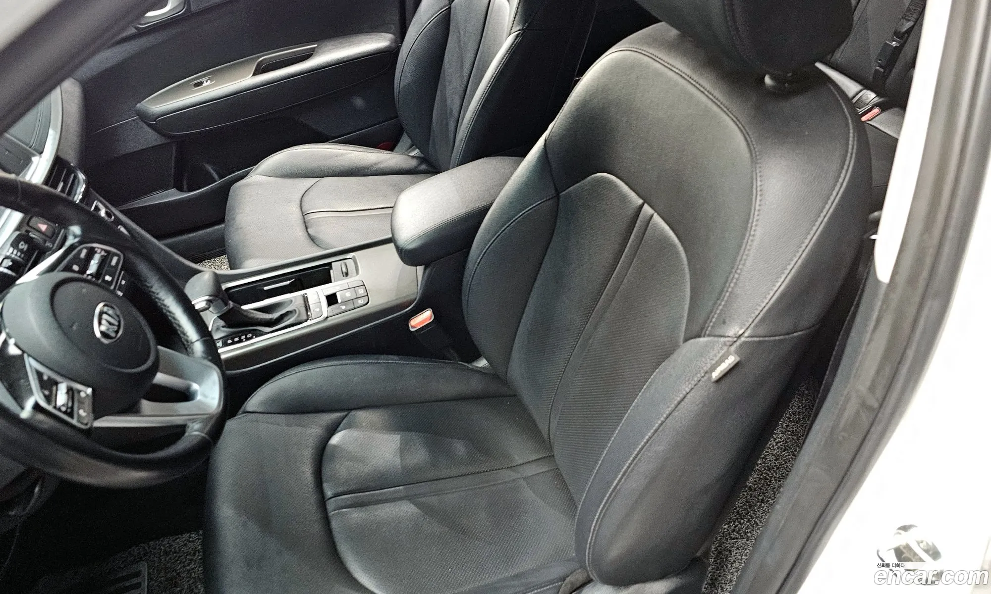 Kia K5 2019 — 2