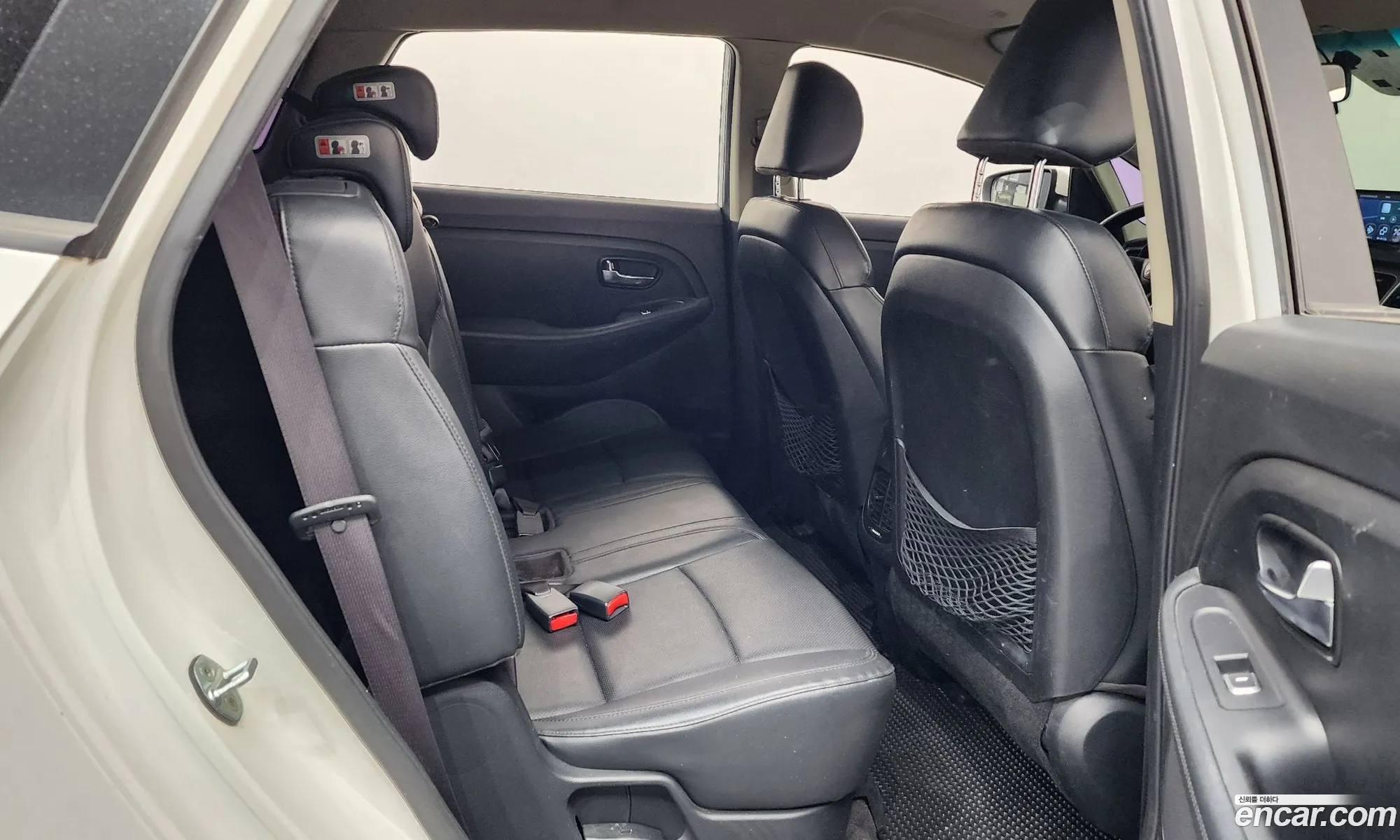 Kia Carens 2014 — 18